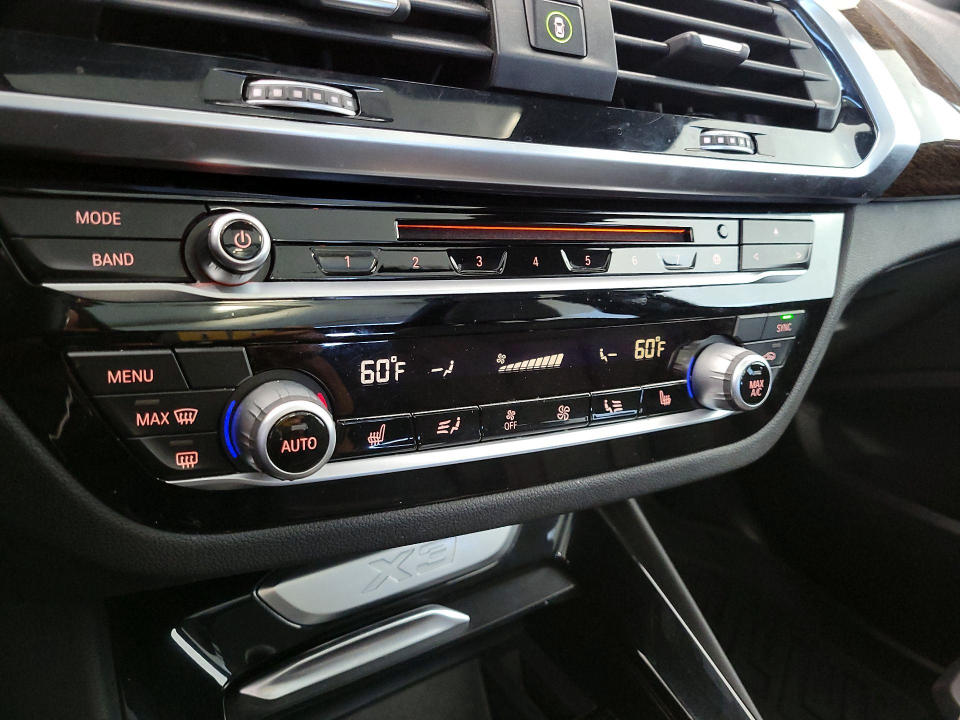 Thumbnail: 2019 BMW X3 - 17