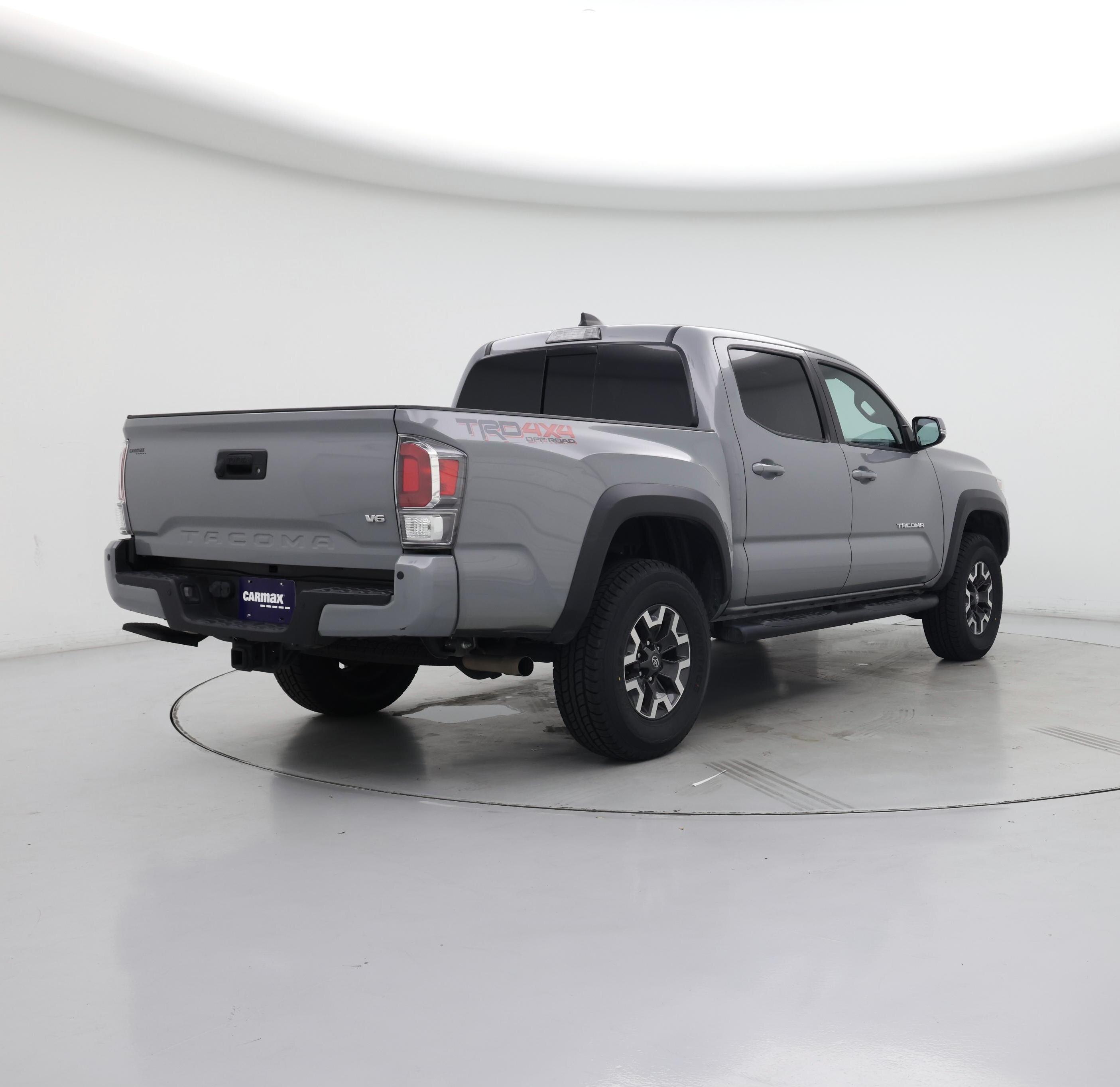 Thumbnail: 2021 Toyota Tacoma - 8