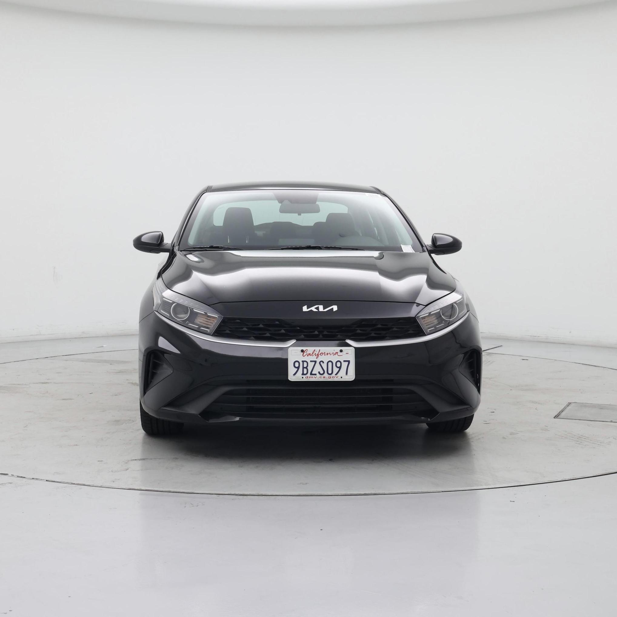Thumbnail: 2022 Kia Forte - 5