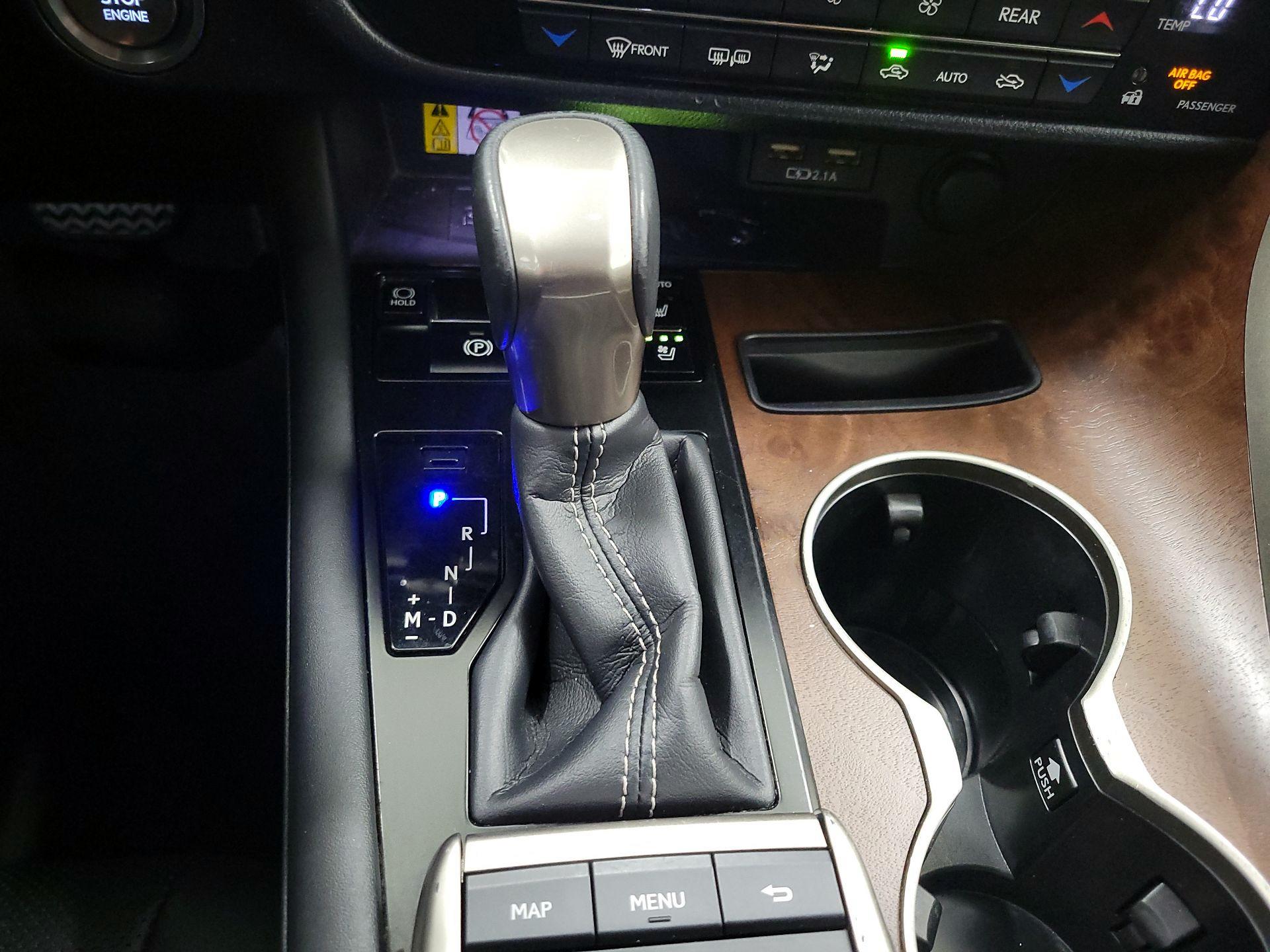Thumbnail: 2021 Lexus RX - 18
