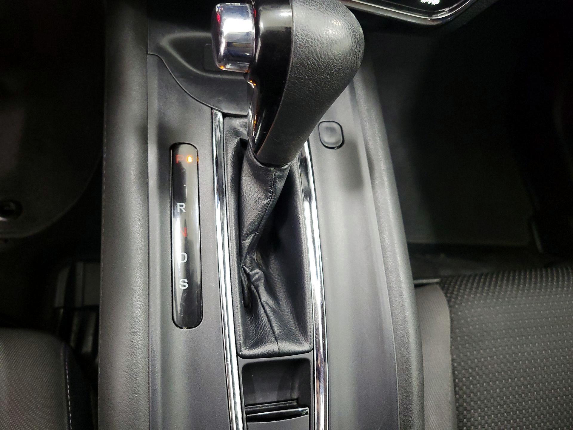 Thumbnail: 2021 Honda HR-V - 17