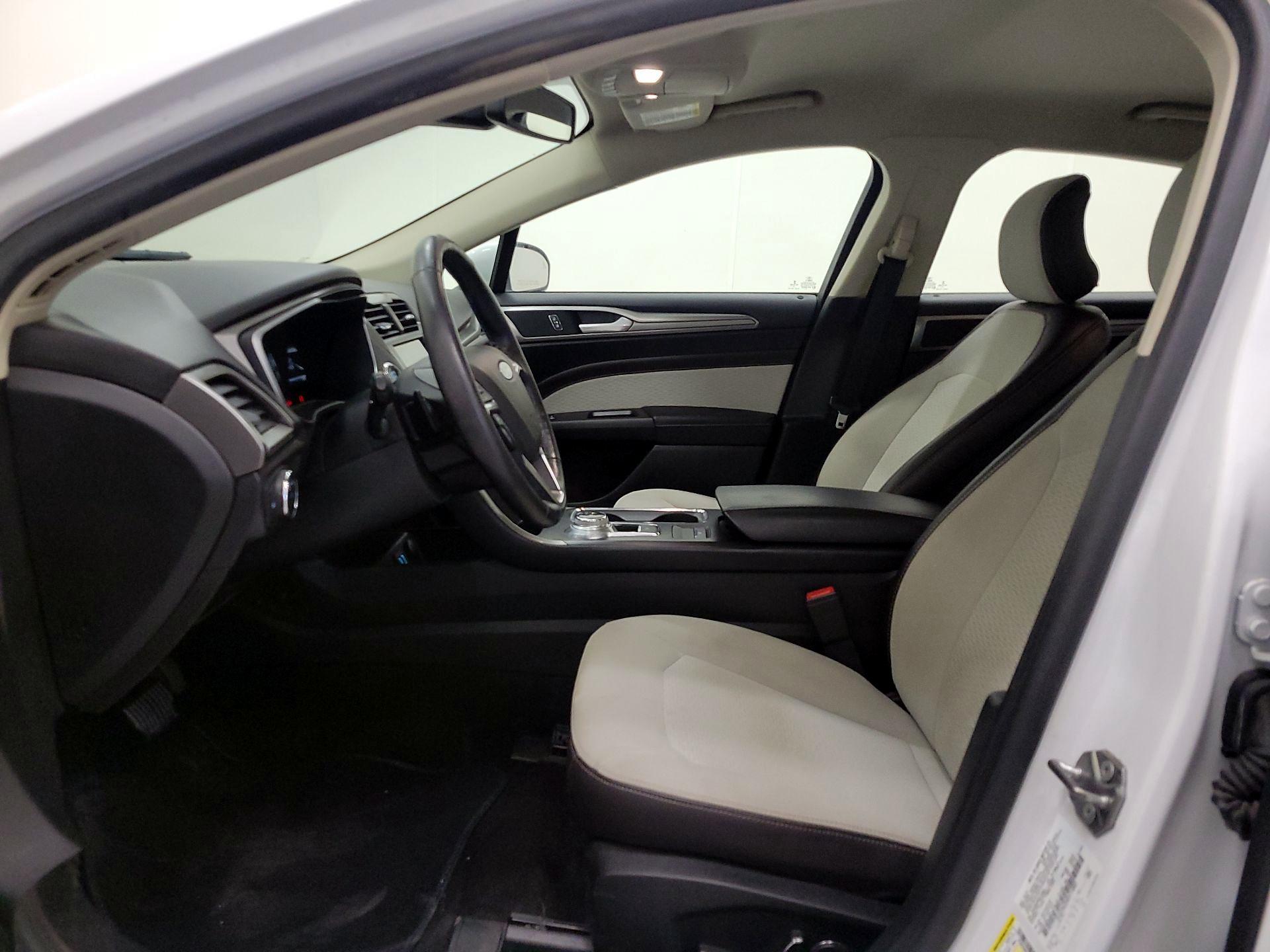 Thumbnail: 2019 Ford Fusion - 11