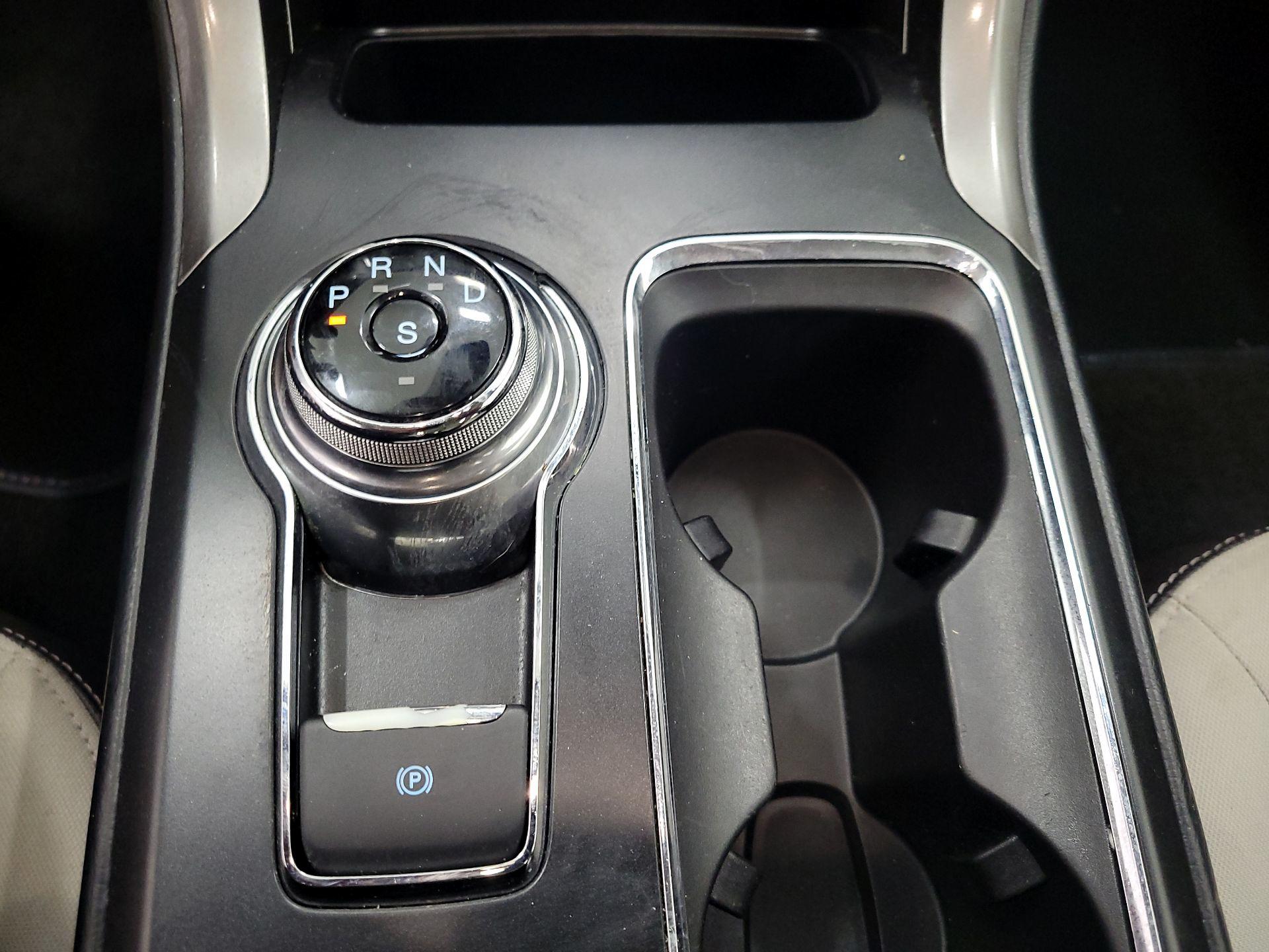 Thumbnail: 2019 Ford Fusion - 18