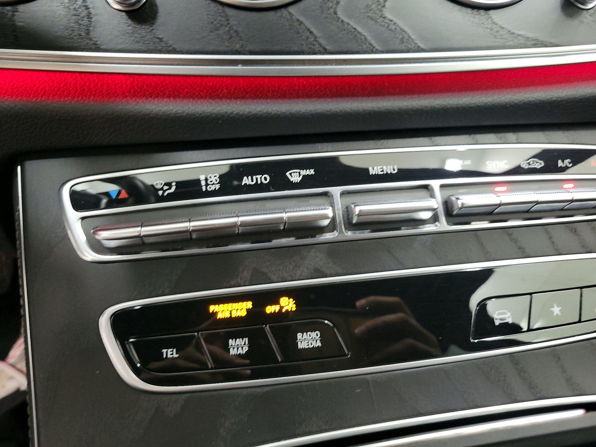 Thumbnail: 2021 Mercedes-Benz E-Class - 17