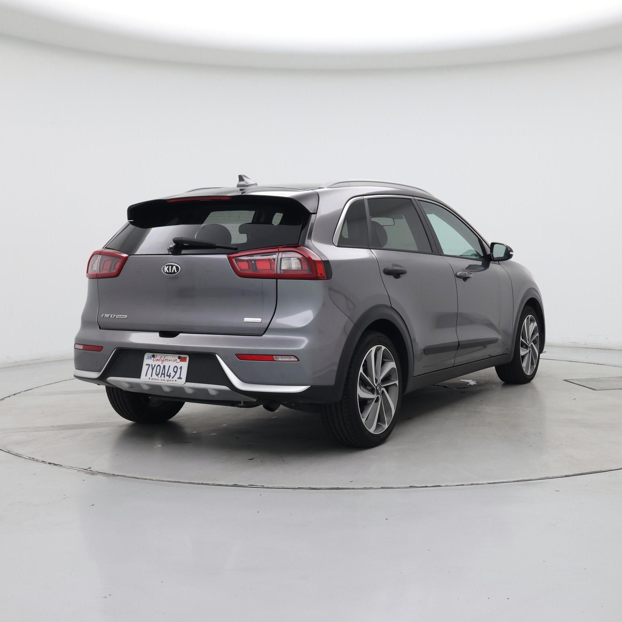 Thumbnail: 2017 Kia Niro - 8