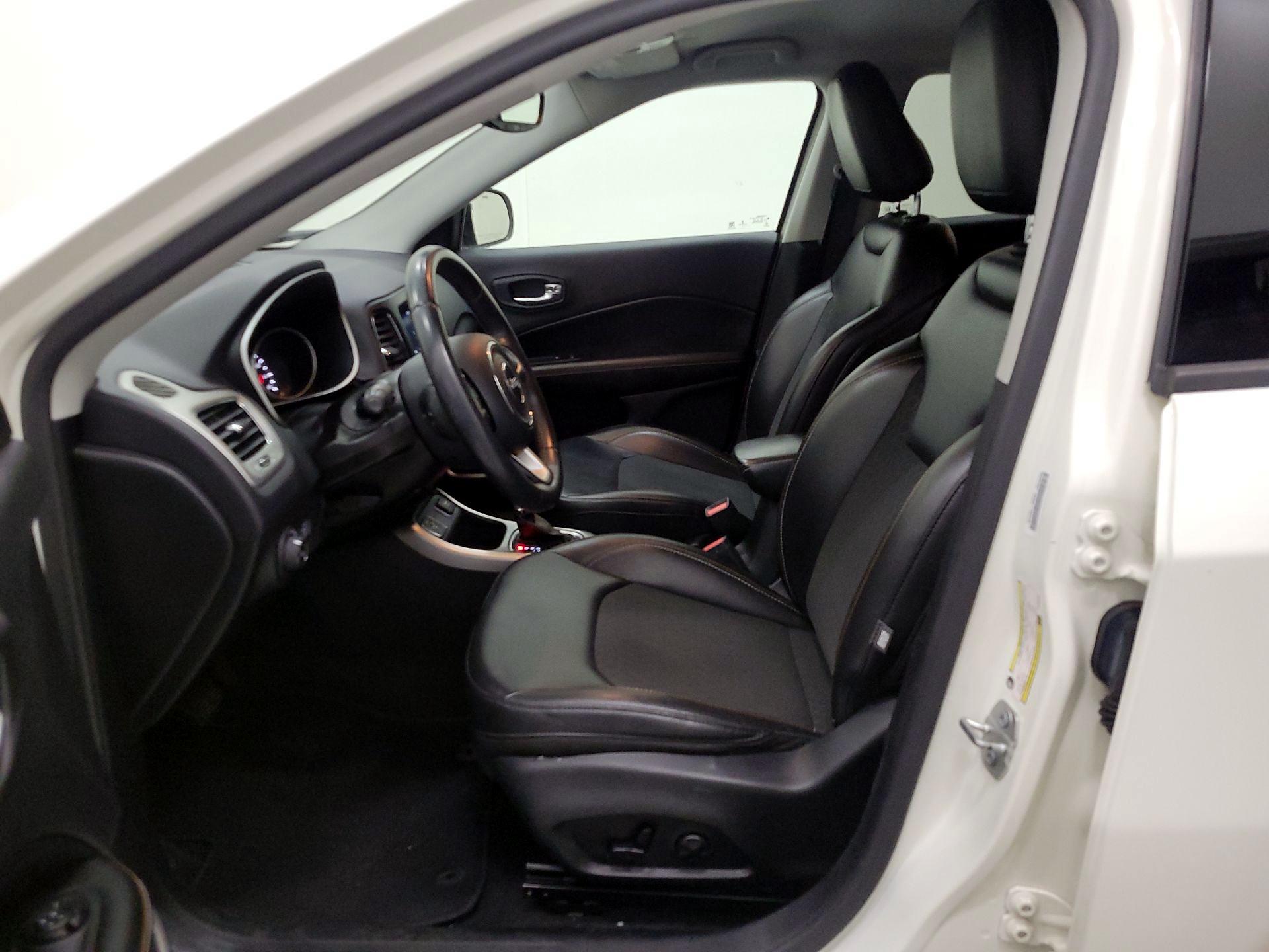 Thumbnail: 2019 Jeep Compass - 11