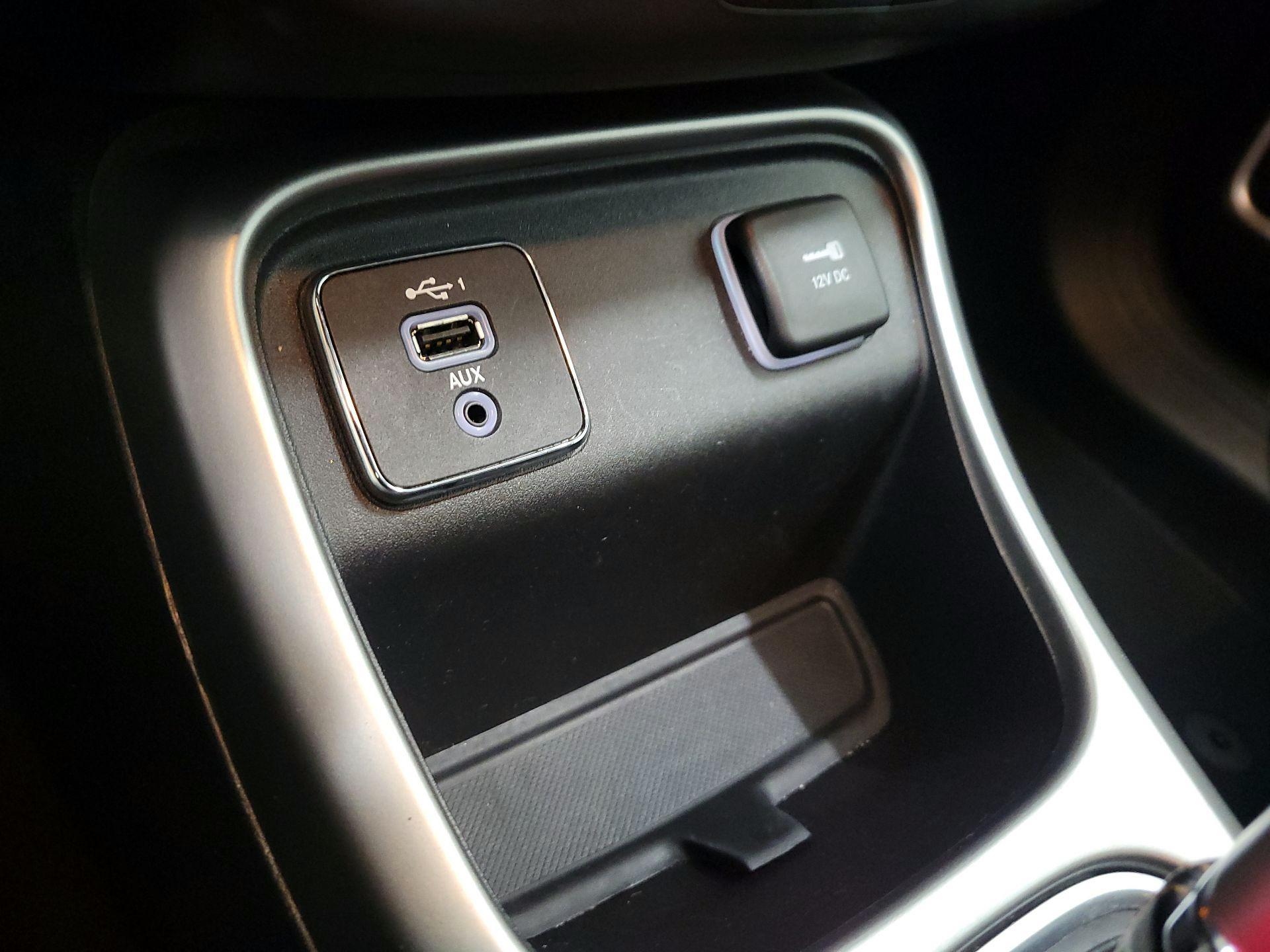 Thumbnail: 2019 Jeep Compass - 18