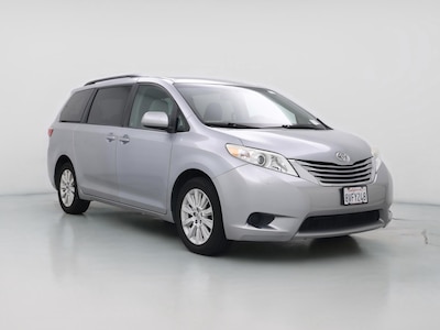 2015 Toyota Sienna LE -
                  Palmdale, CA