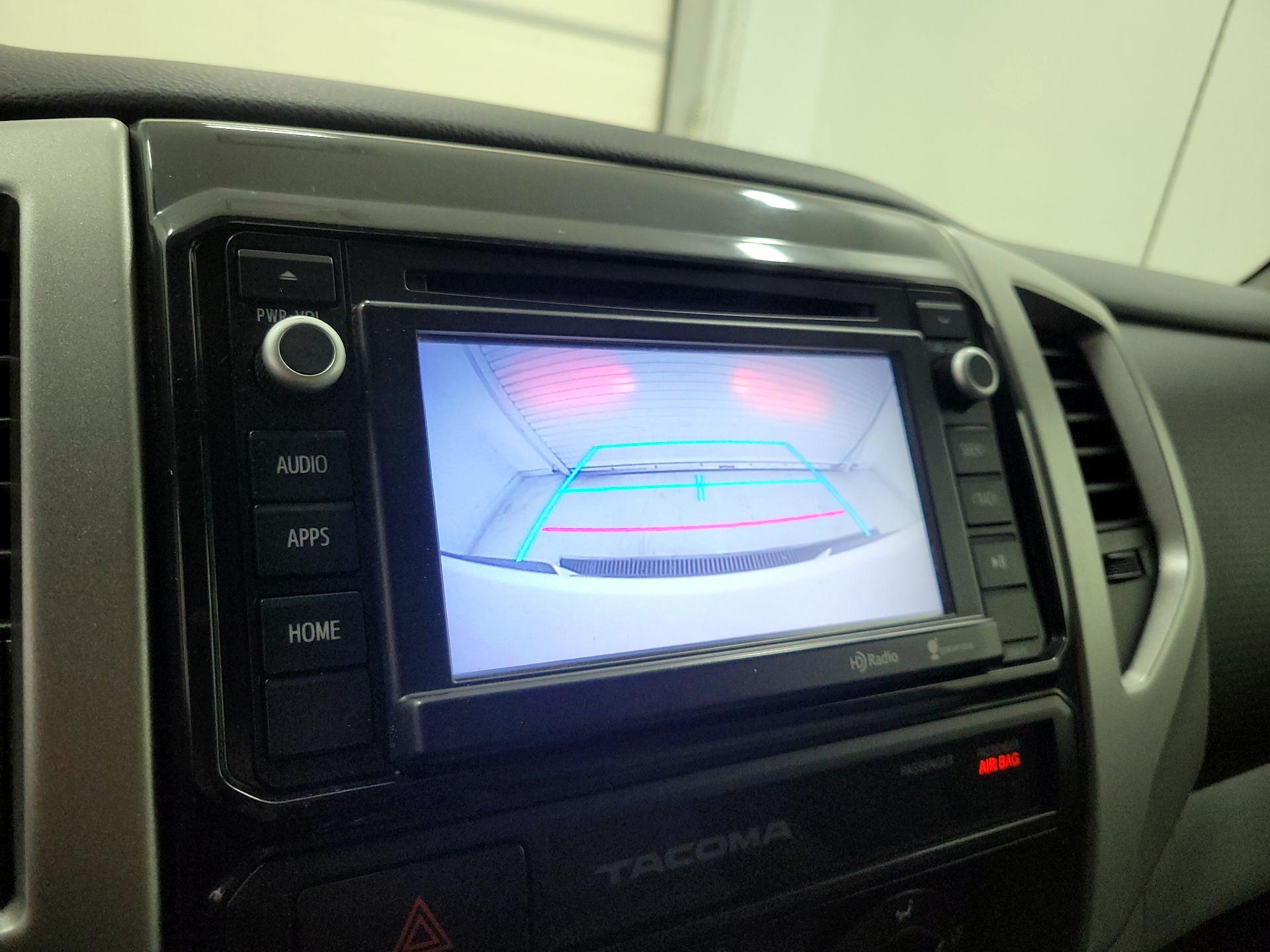 Thumbnail: 2015 Toyota Tacoma - 14