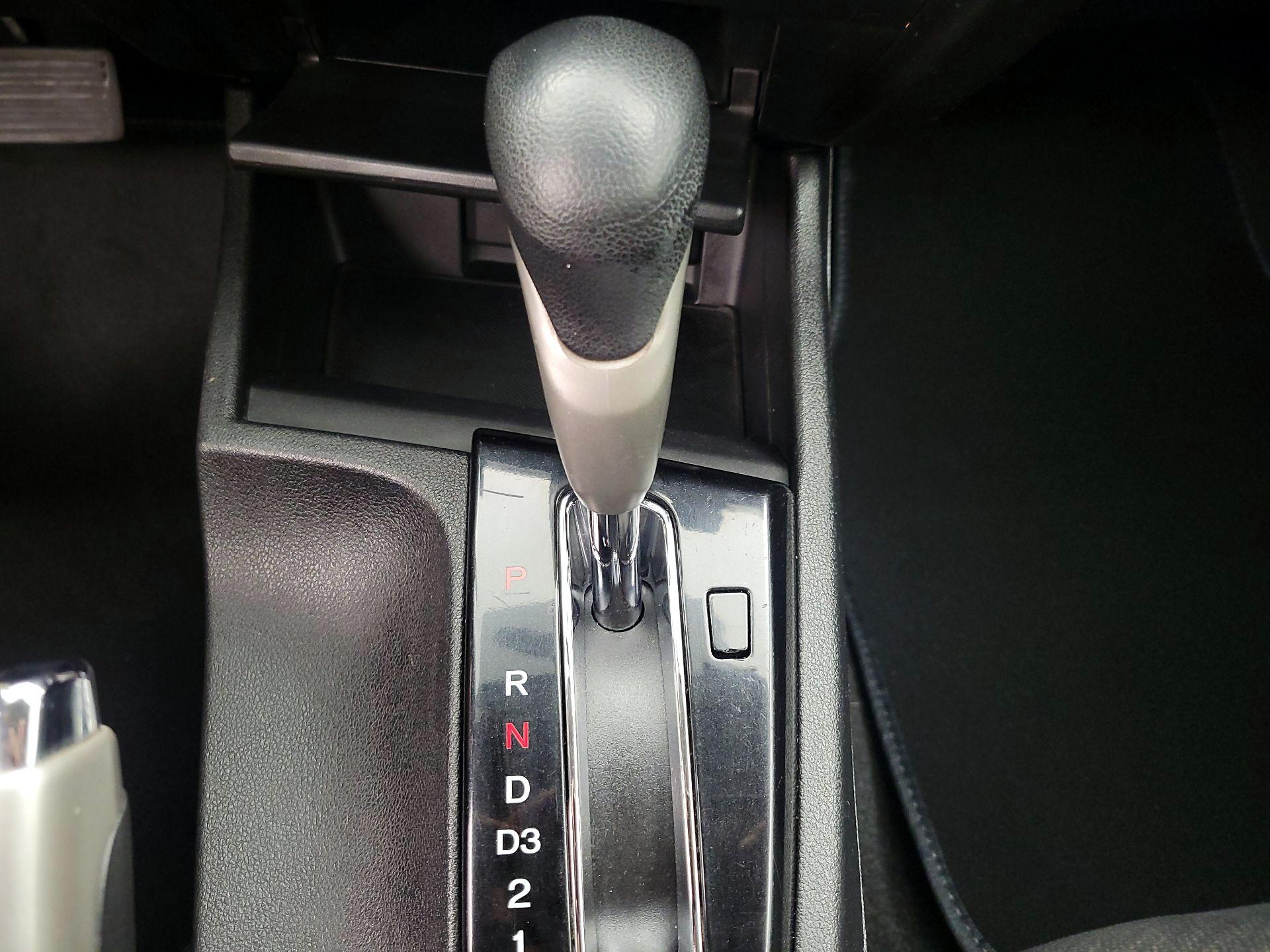 Thumbnail: 2013 Honda Civic - 17