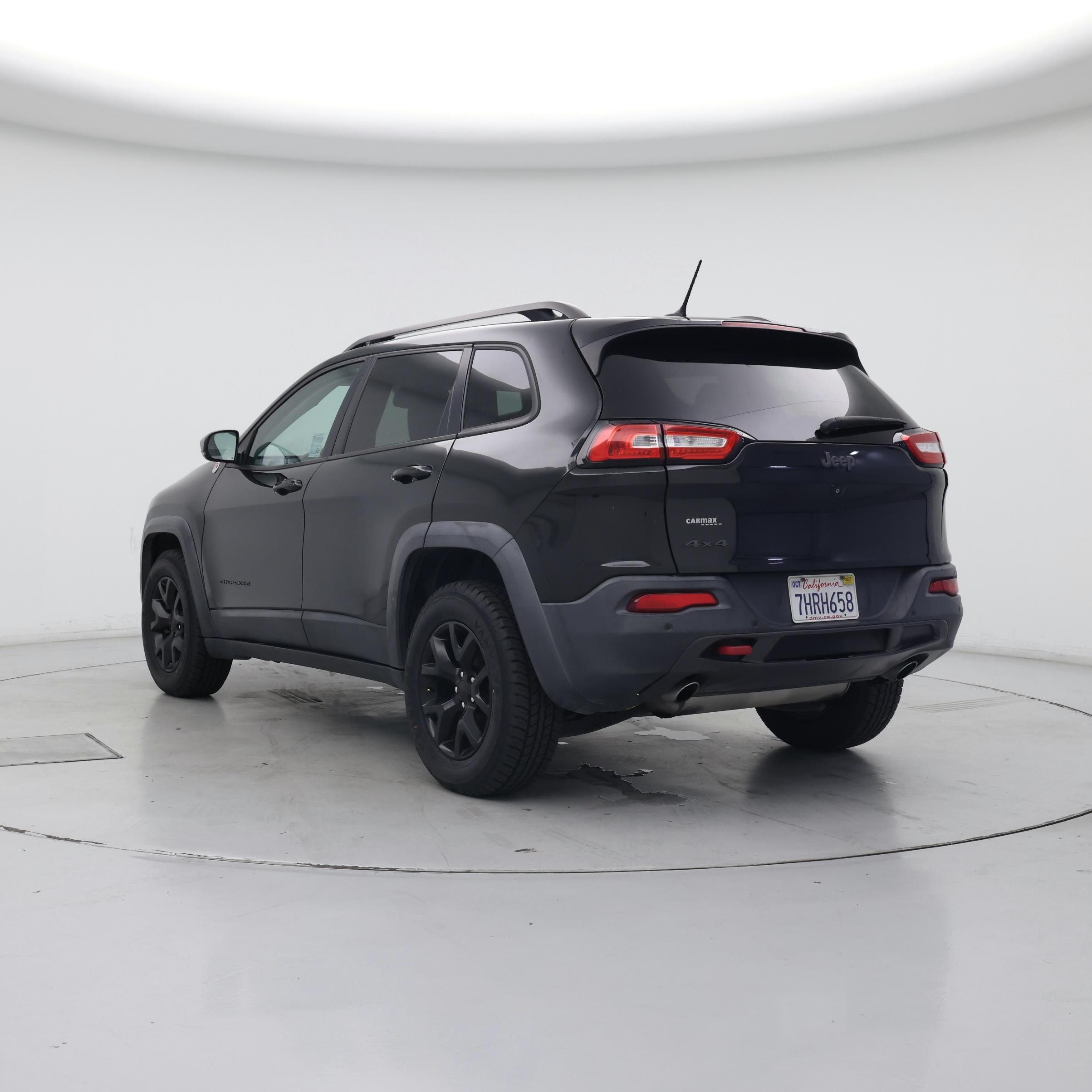 Thumbnail: 2015 Jeep Cherokee - 2