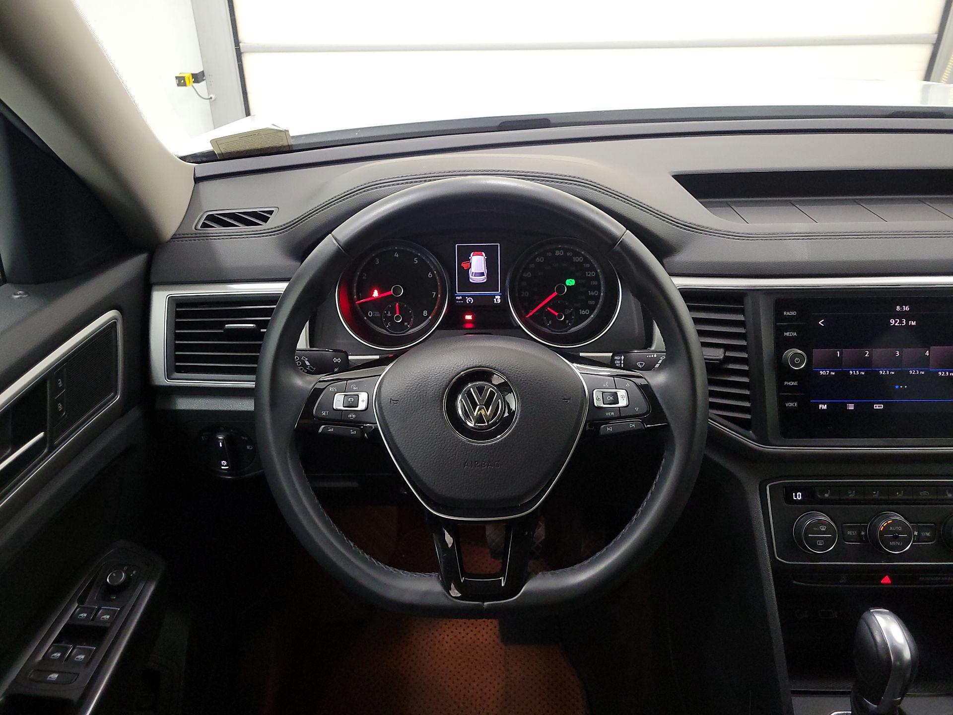 Thumbnail: 2019 Volkswagen Atlas - 10