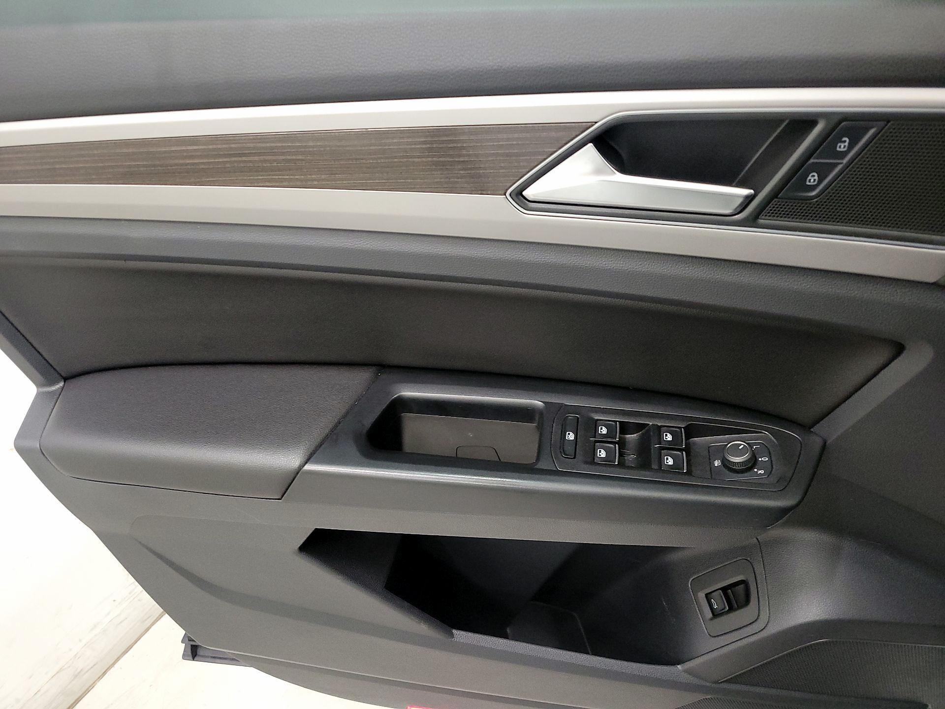 Thumbnail: 2019 Volkswagen Atlas - 12
