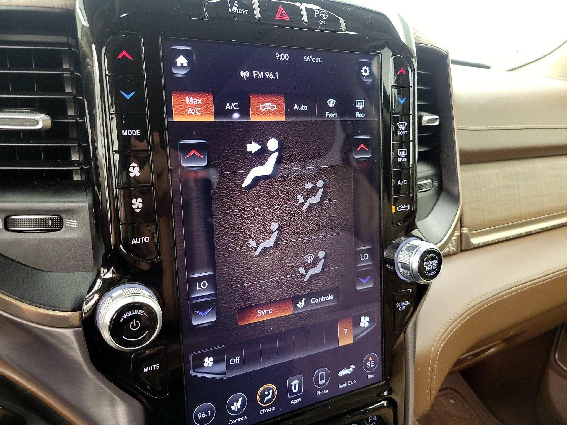Thumbnail: 2019 RAM 1500 - 17