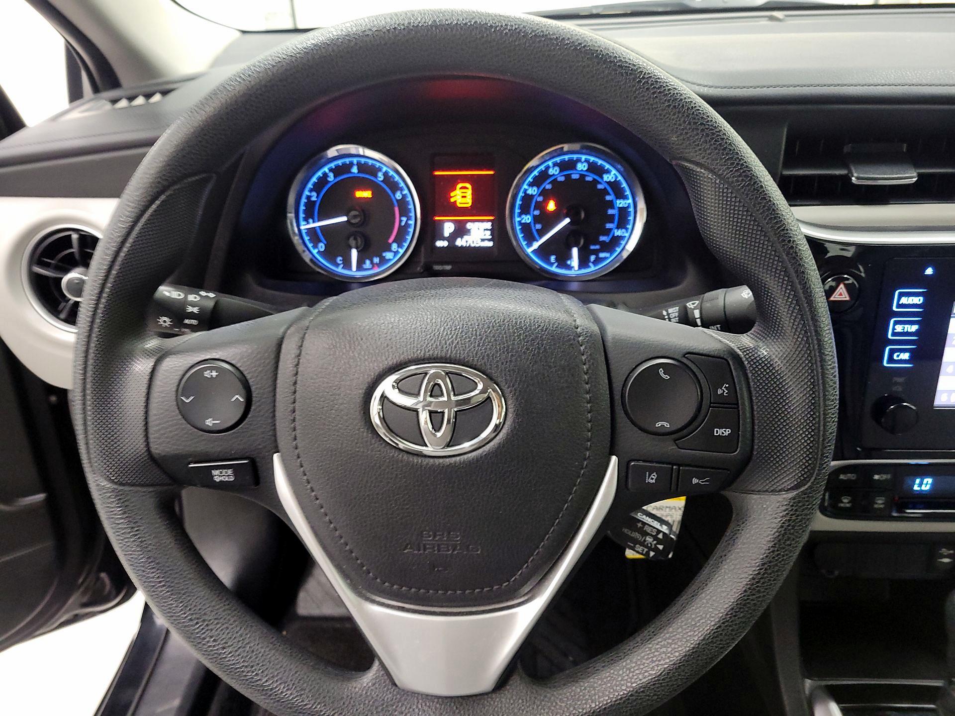 Thumbnail: 2017 Toyota Corolla - 10