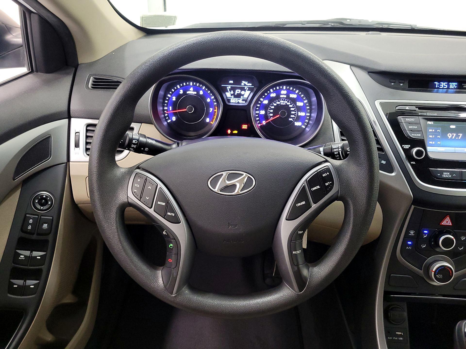 Thumbnail: 2016 Hyundai Elantra - 10