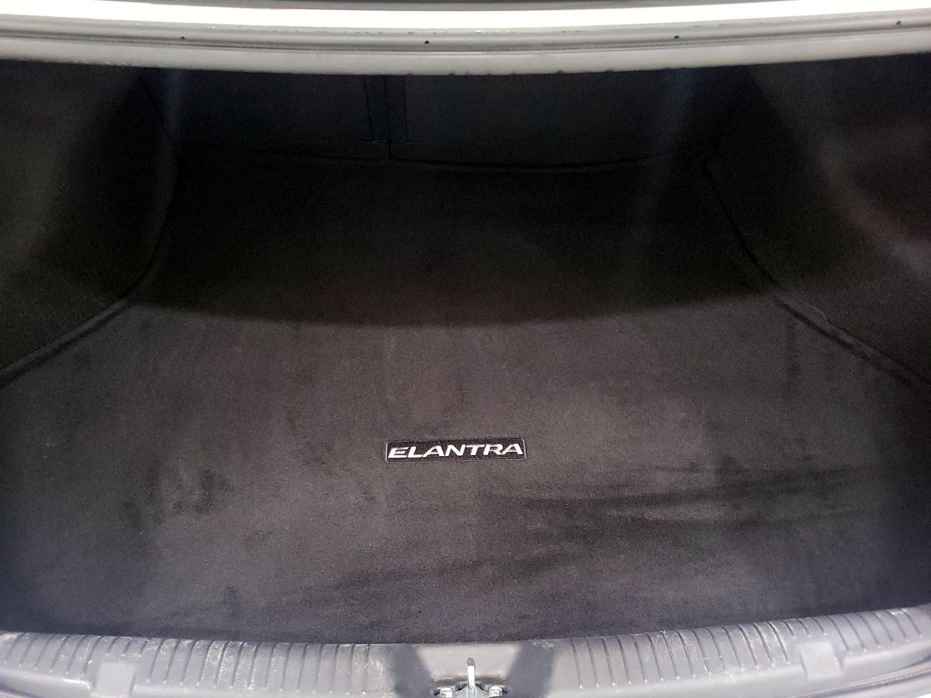 Thumbnail: 2016 Hyundai Elantra - 20