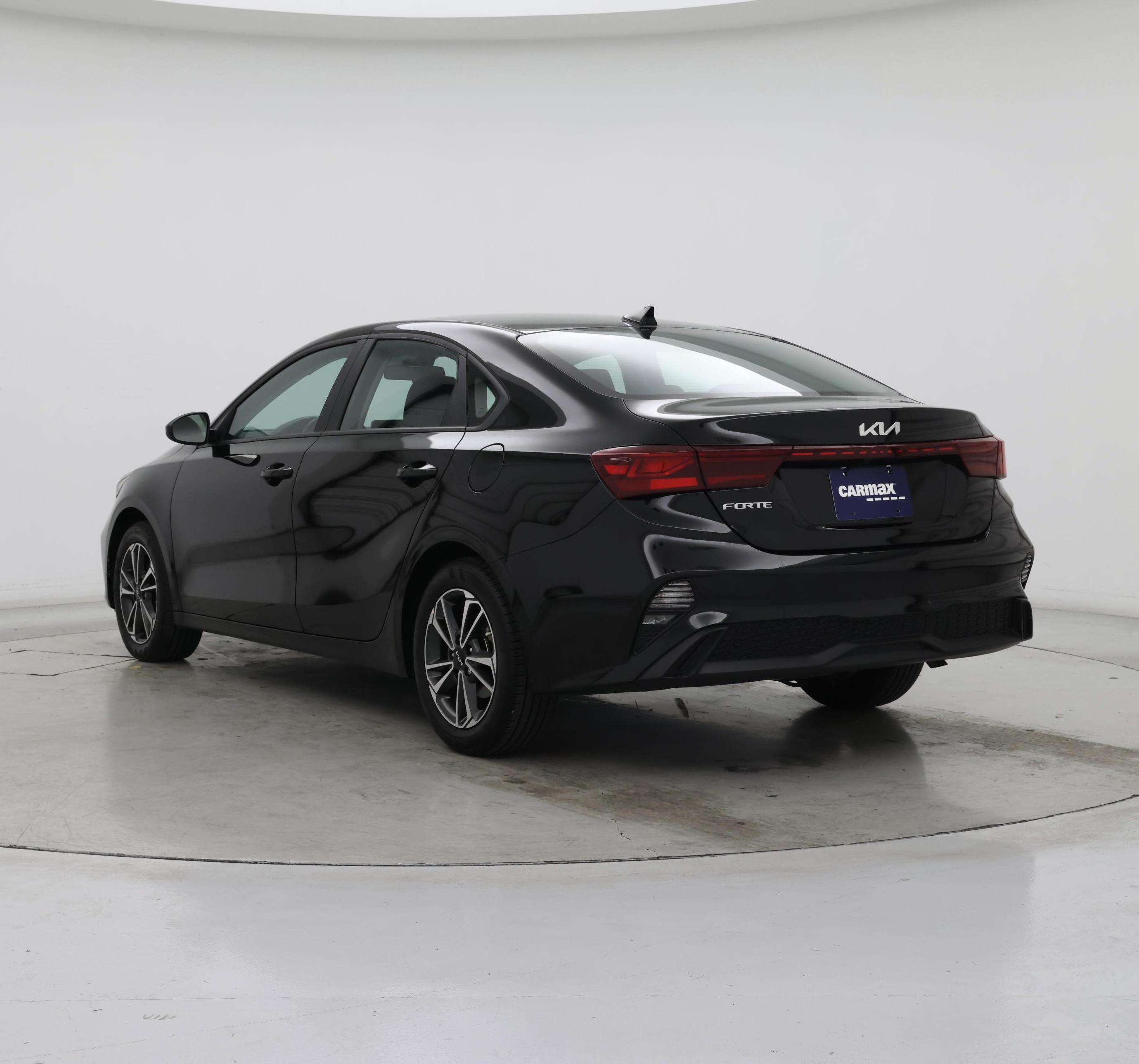Thumbnail: 2023 Kia Forte - 2