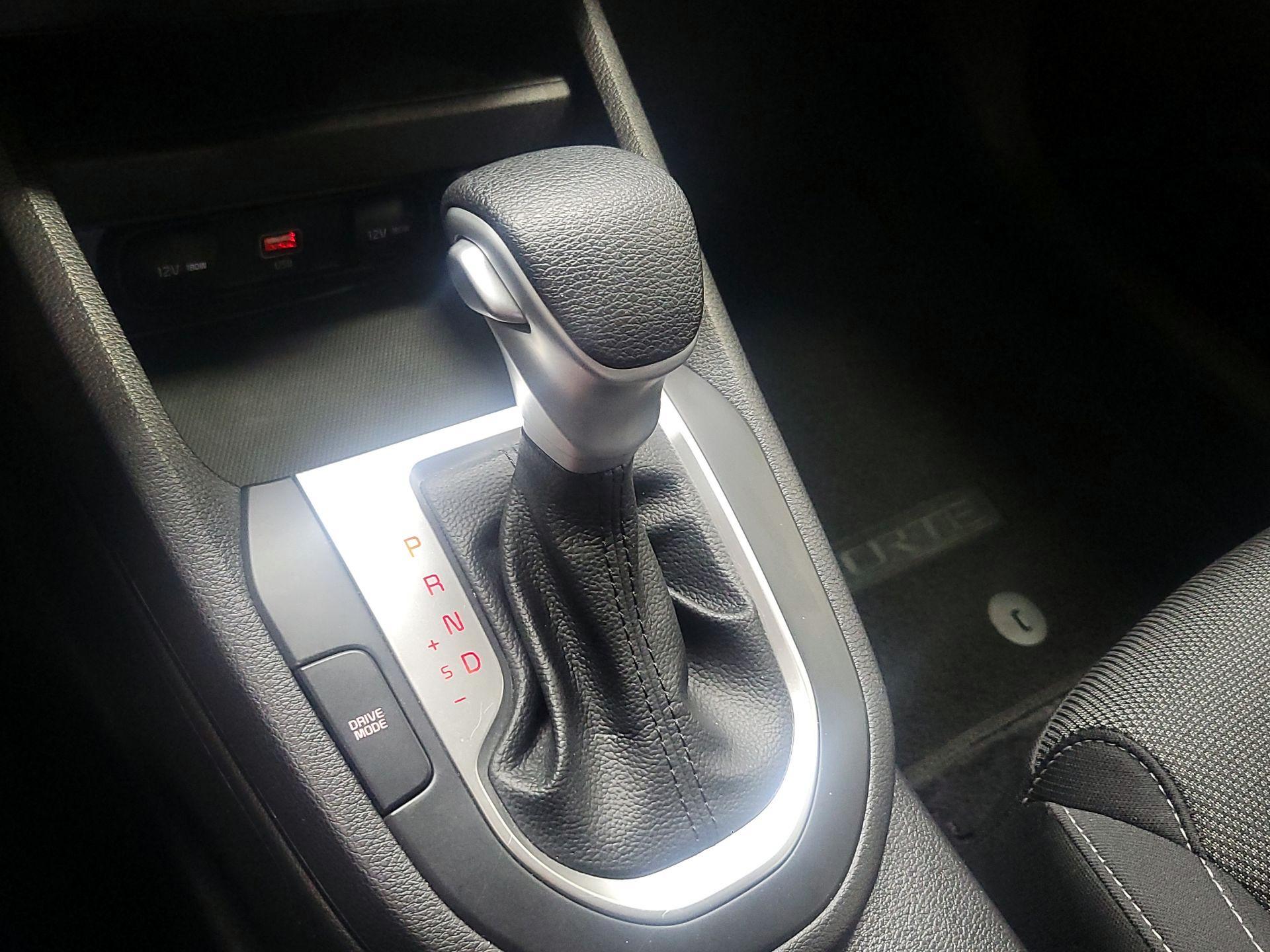 Thumbnail: 2023 Kia Forte - 17