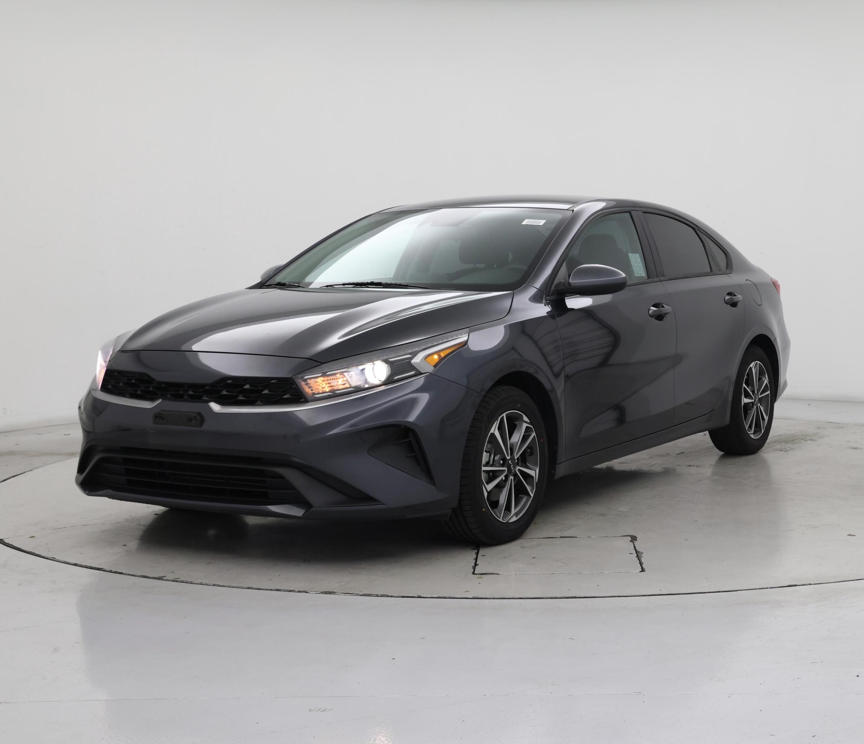 Thumbnail: 2023 Kia Forte - 4