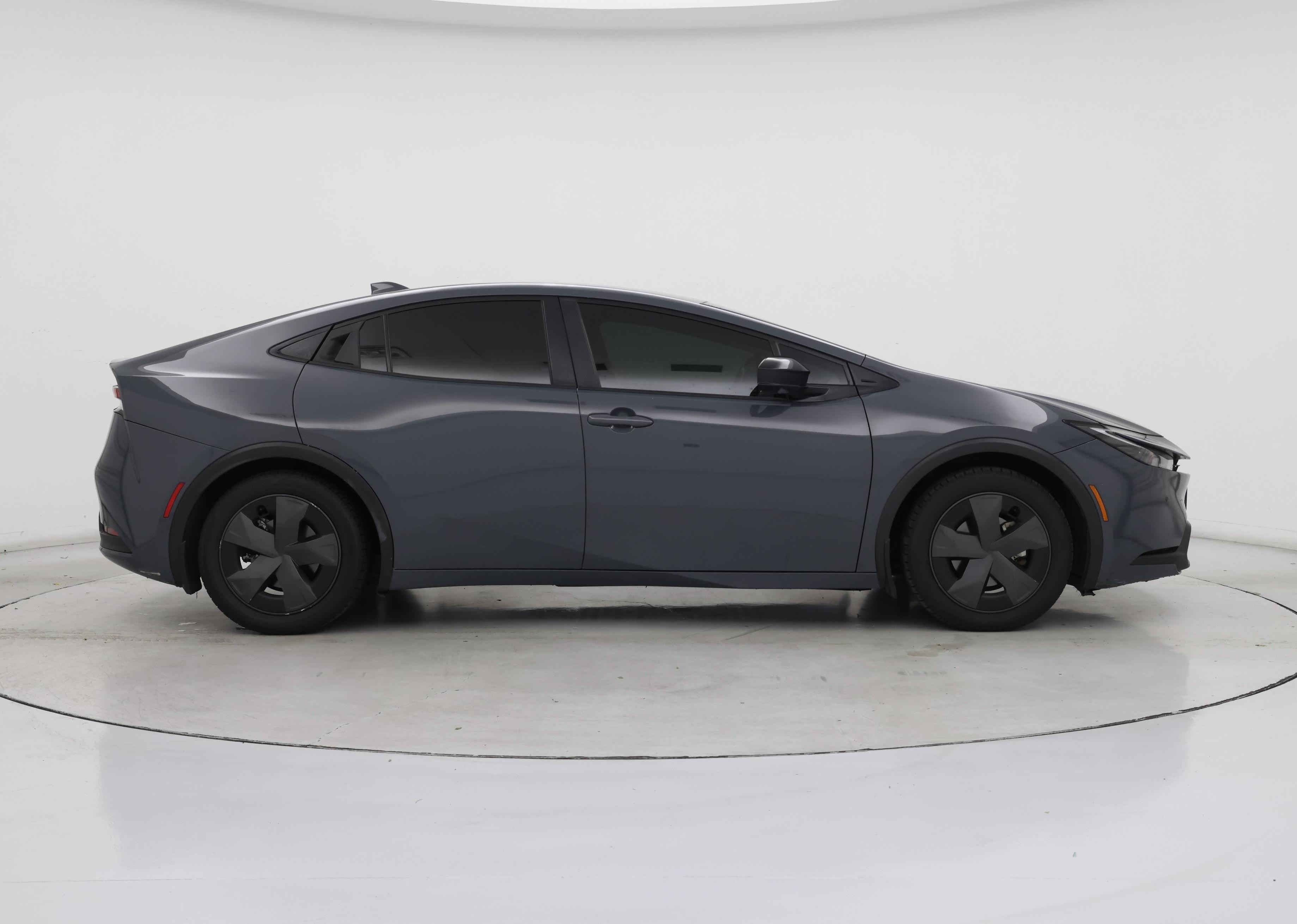 Thumbnail: 2023 Toyota Prius - 7