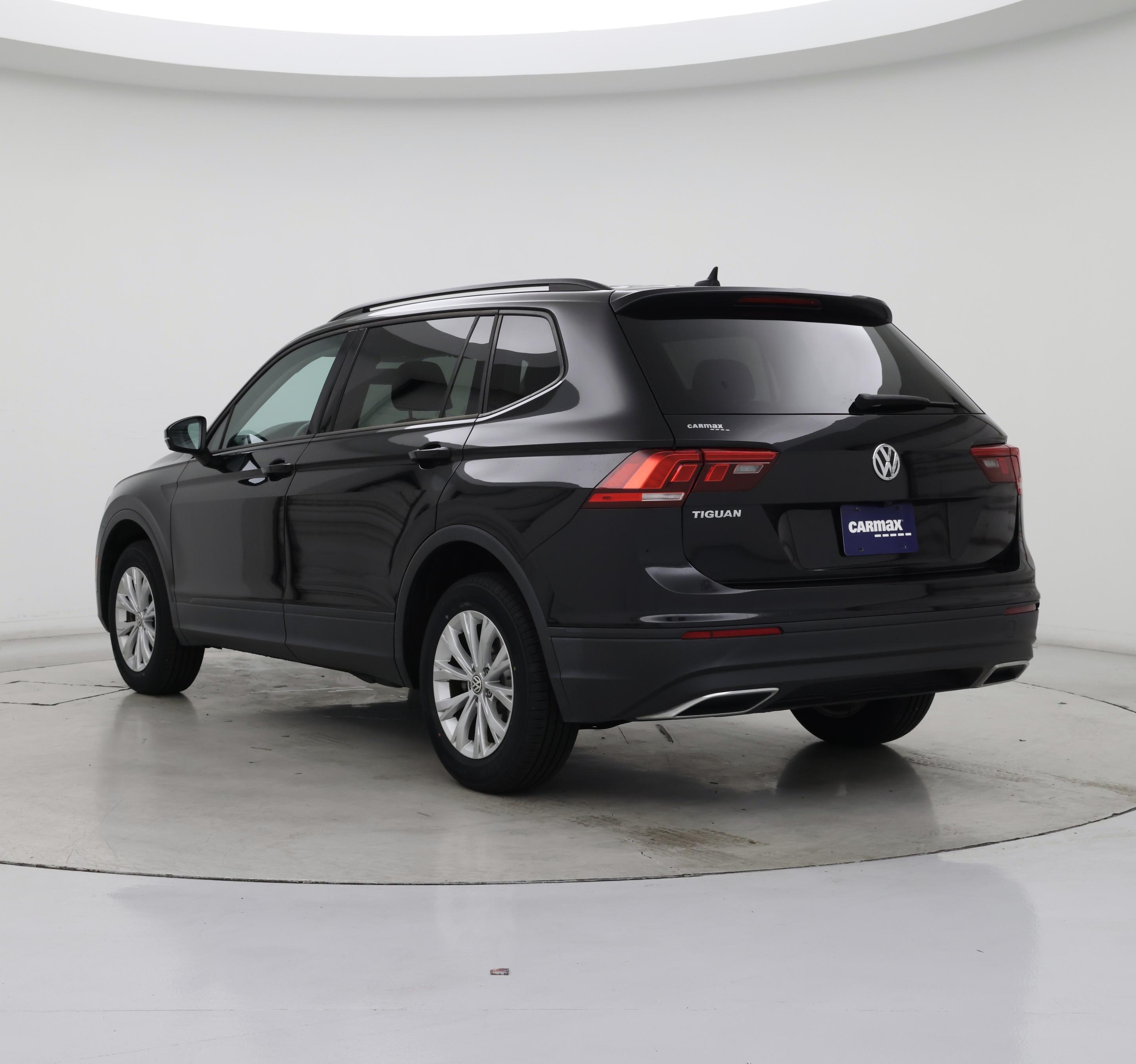 Thumbnail: 2020 Volkswagen Tiguan - 2