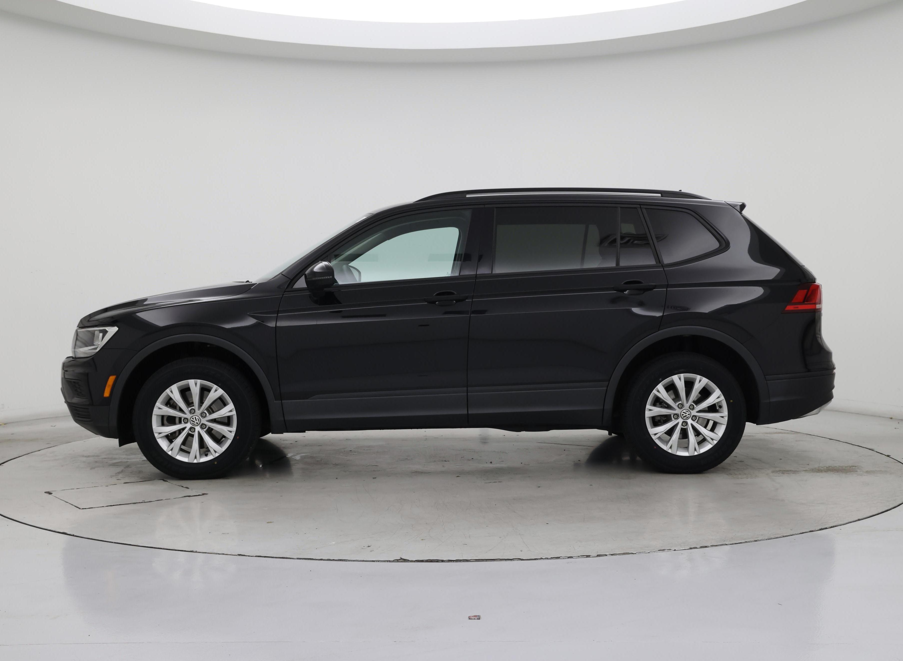 Thumbnail: 2020 Volkswagen Tiguan - 3