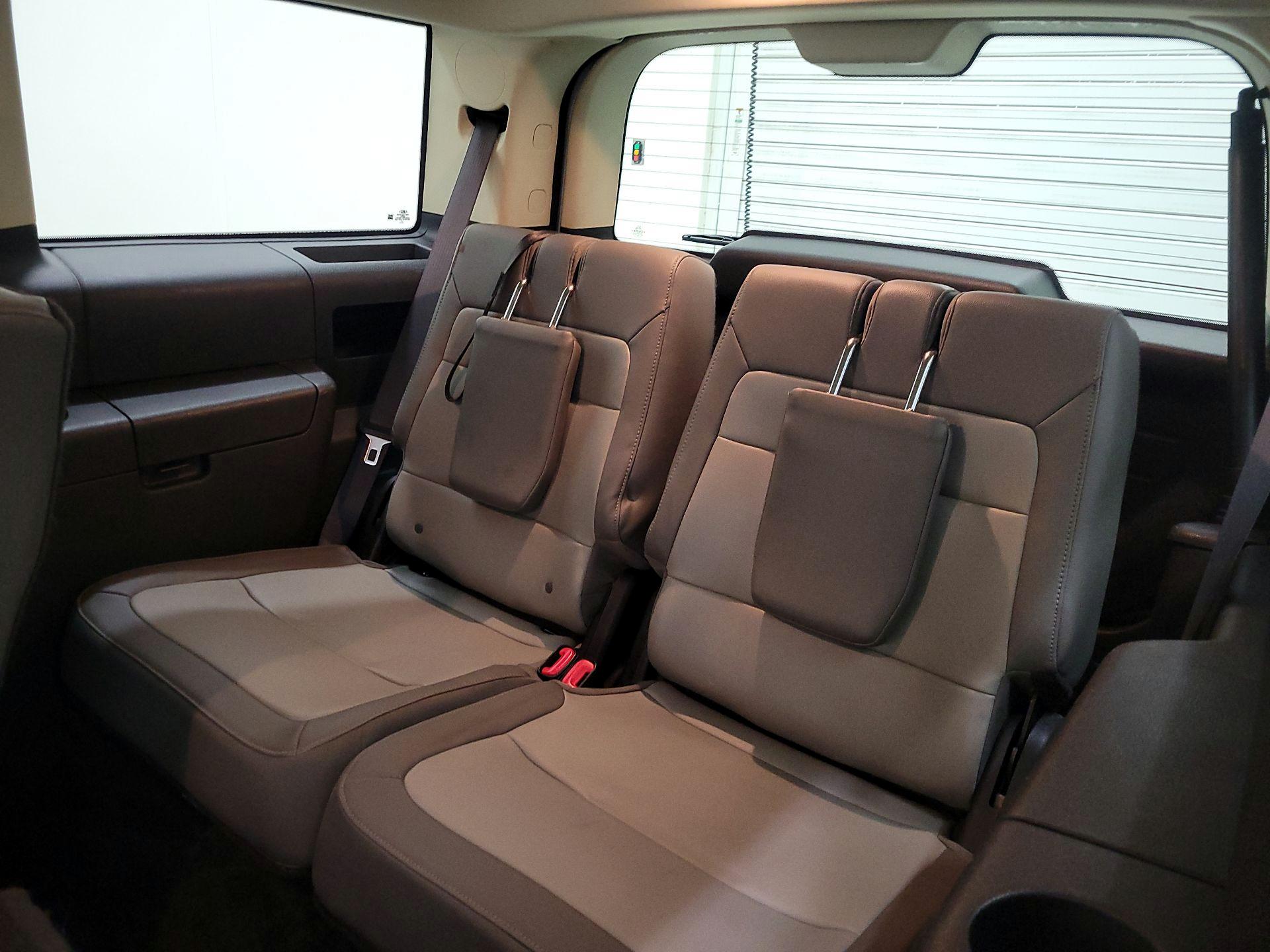 Thumbnail: 2018 Ford Flex - 20