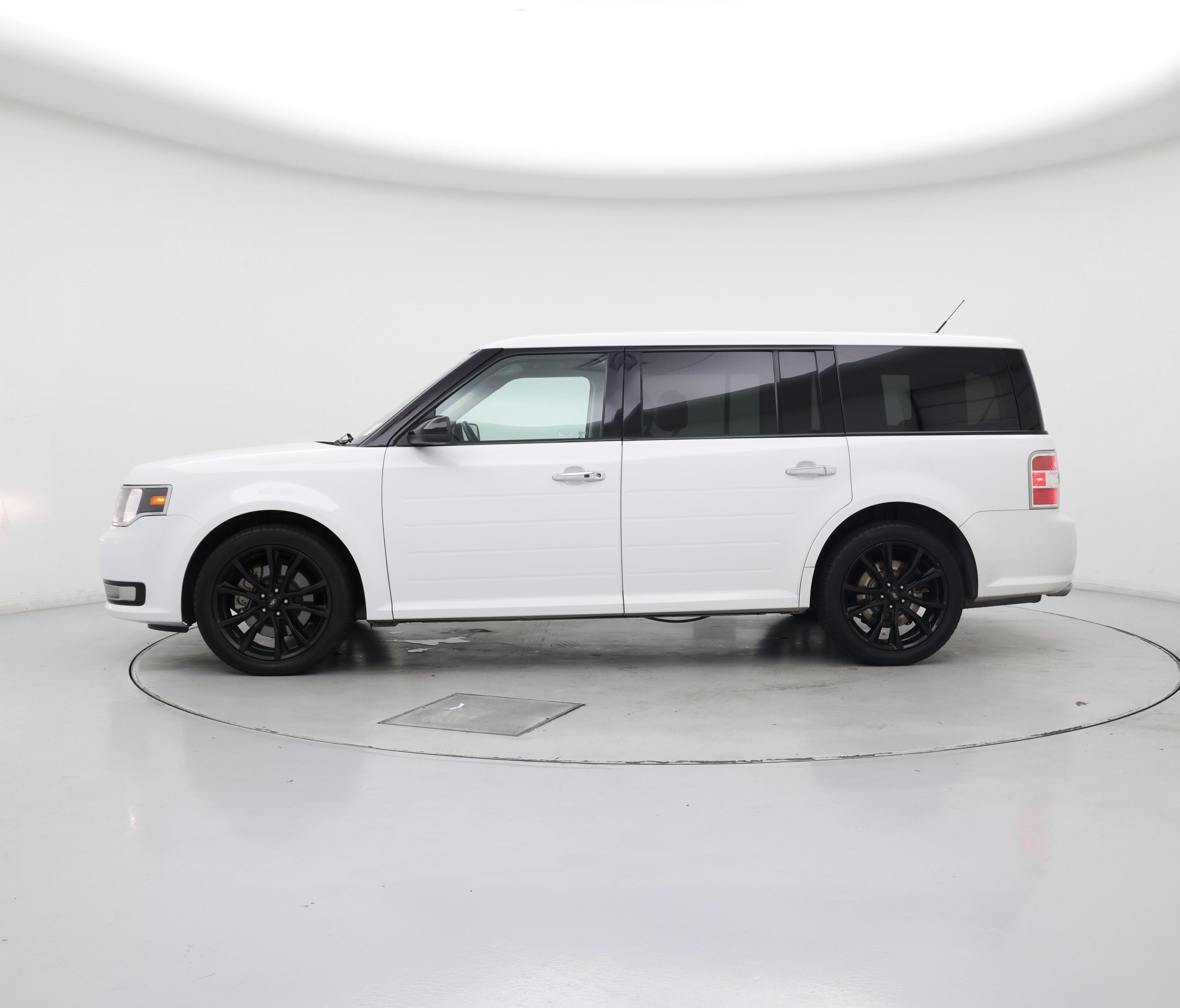 Thumbnail: 2018 Ford Flex - 3