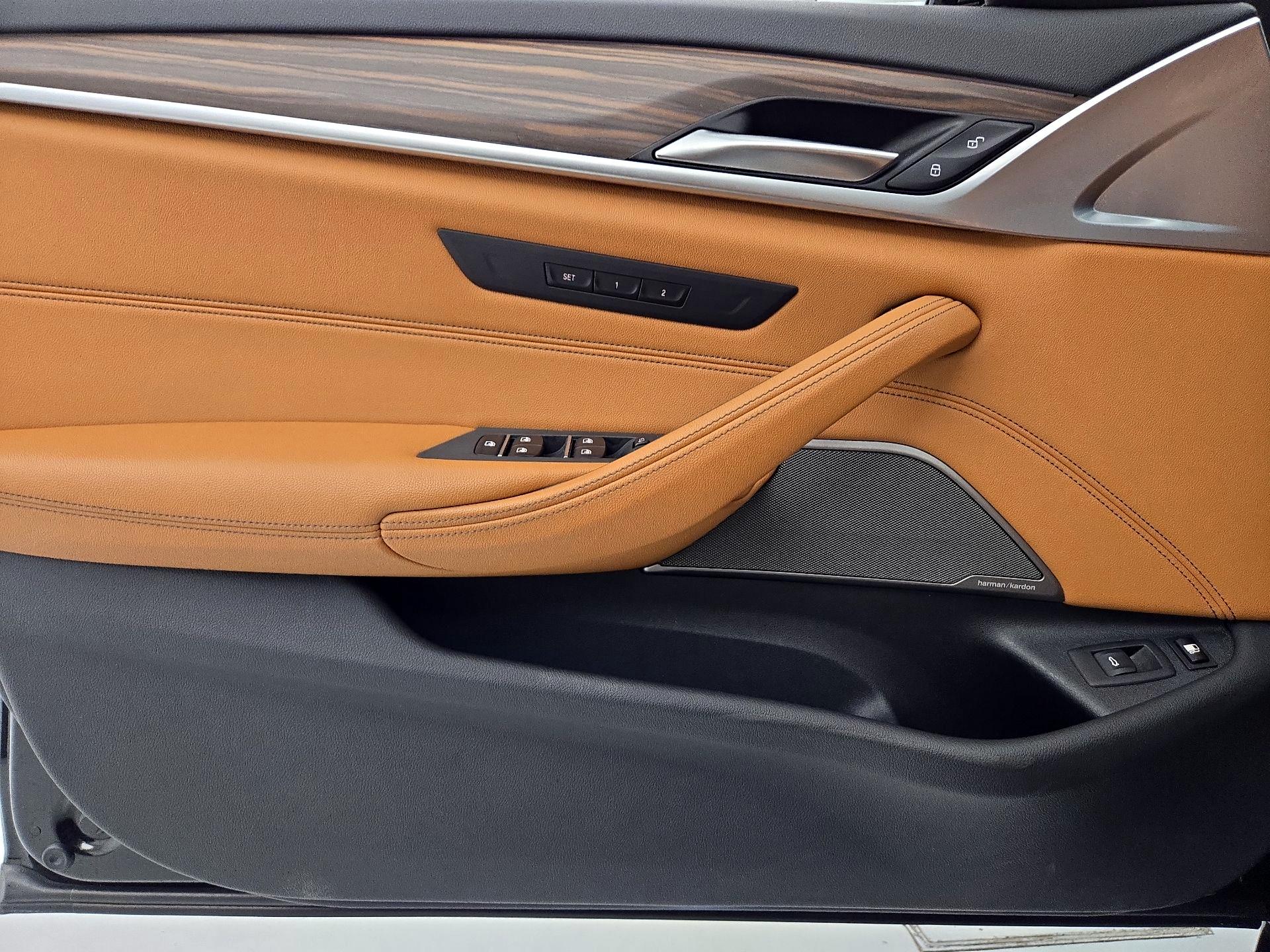 Thumbnail: 2022 BMW 5 Series - 12