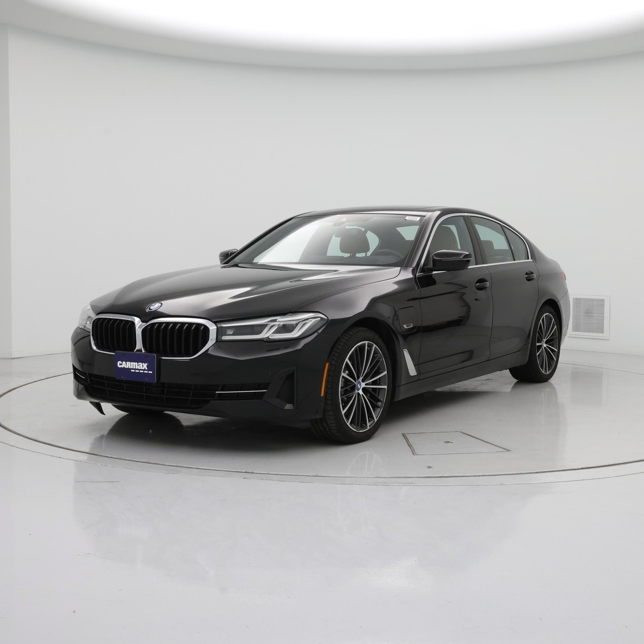 Thumbnail: 2022 BMW 5 Series - 4