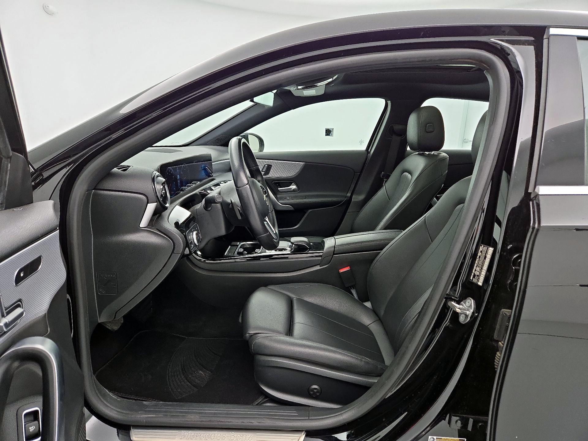 Thumbnail: 2020 Mercedes-Benz A-Class - 11