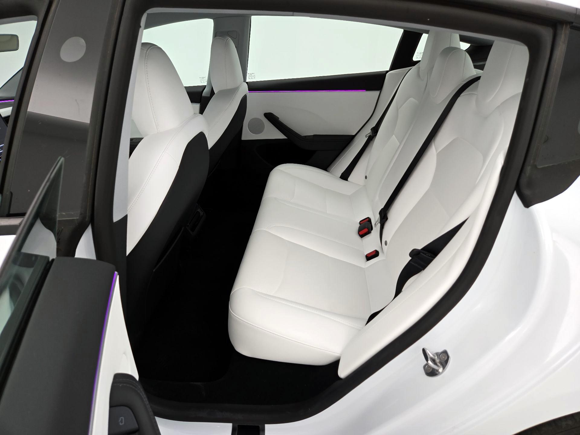 Thumbnail: 2025 Tesla Model 3 - 19