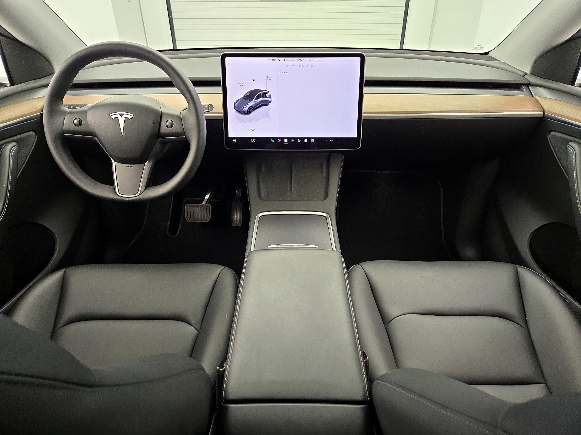 Thumbnail: 2023 Tesla Model Y - 9