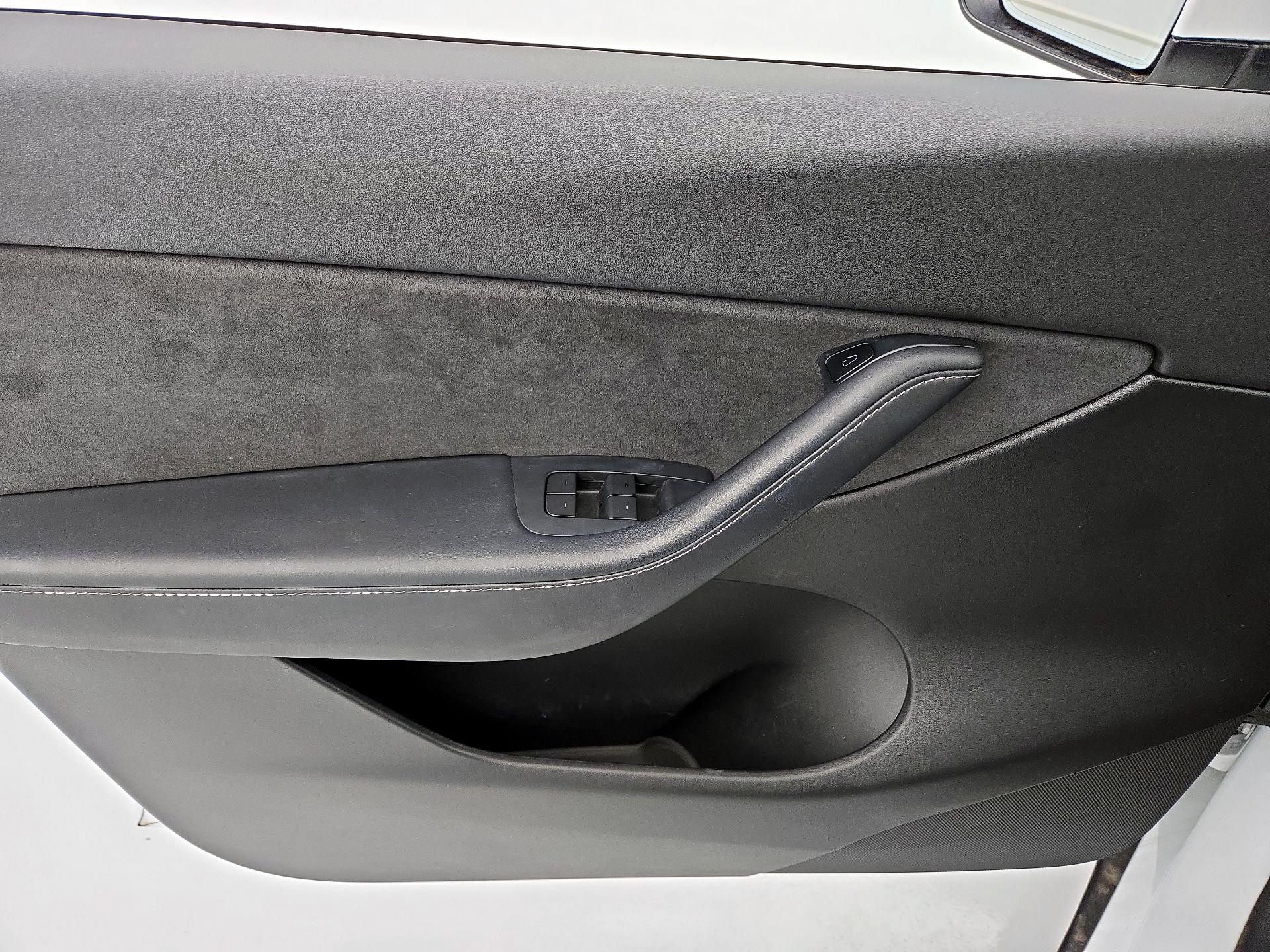 Thumbnail: 2021 Tesla Model Y - 12