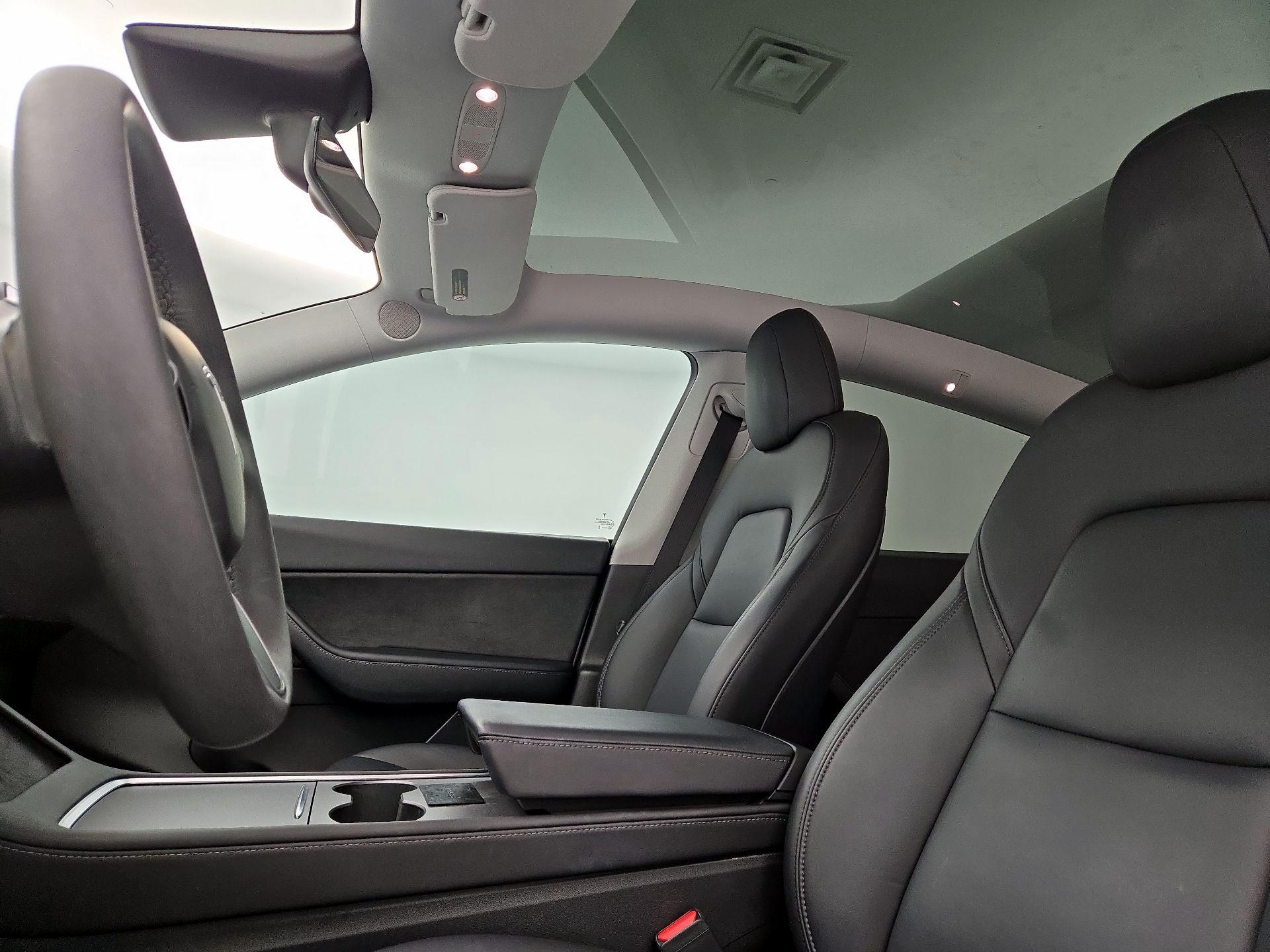 Thumbnail: 2021 Tesla Model Y - 19