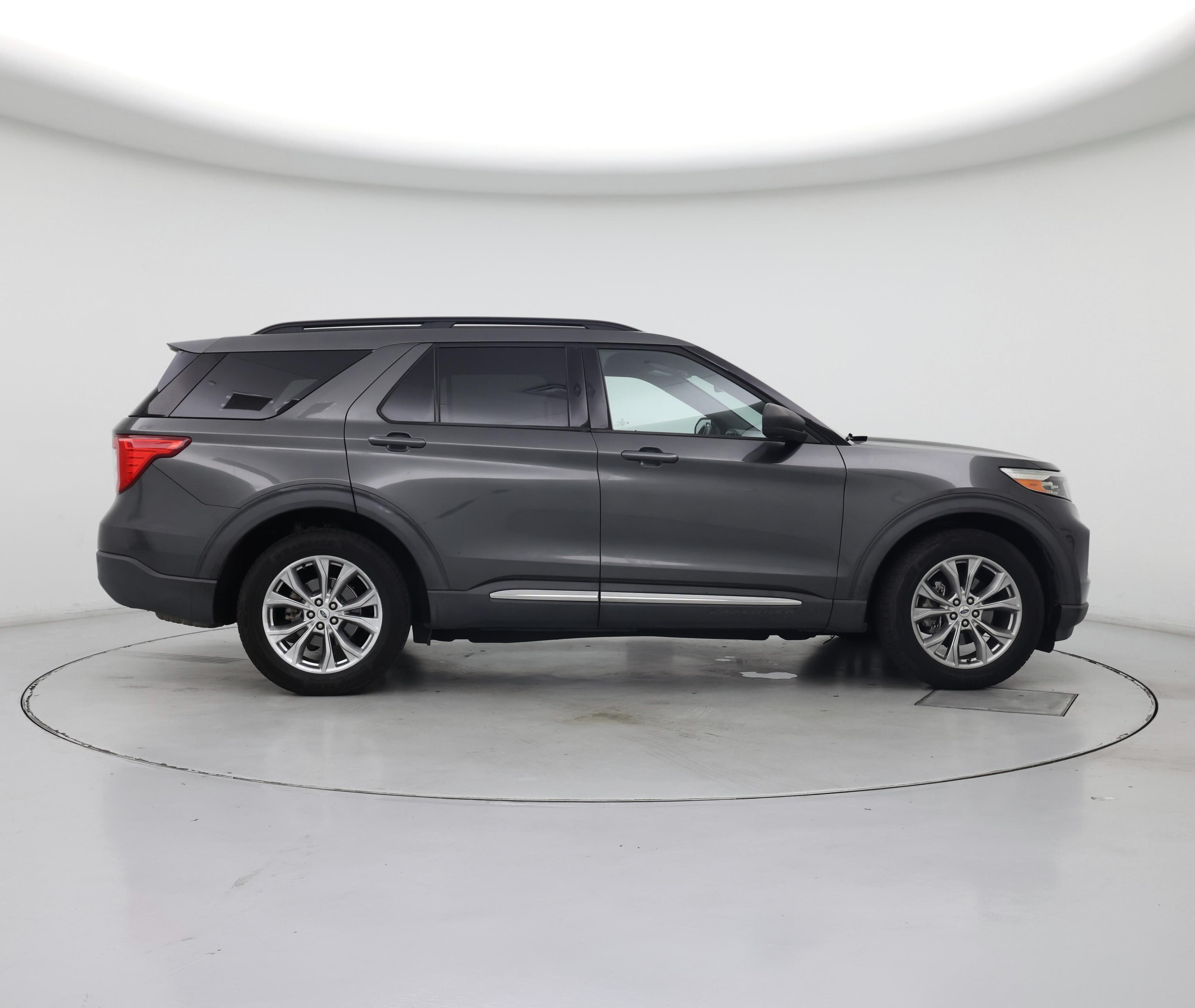 Thumbnail: 2020 Ford Explorer - 7