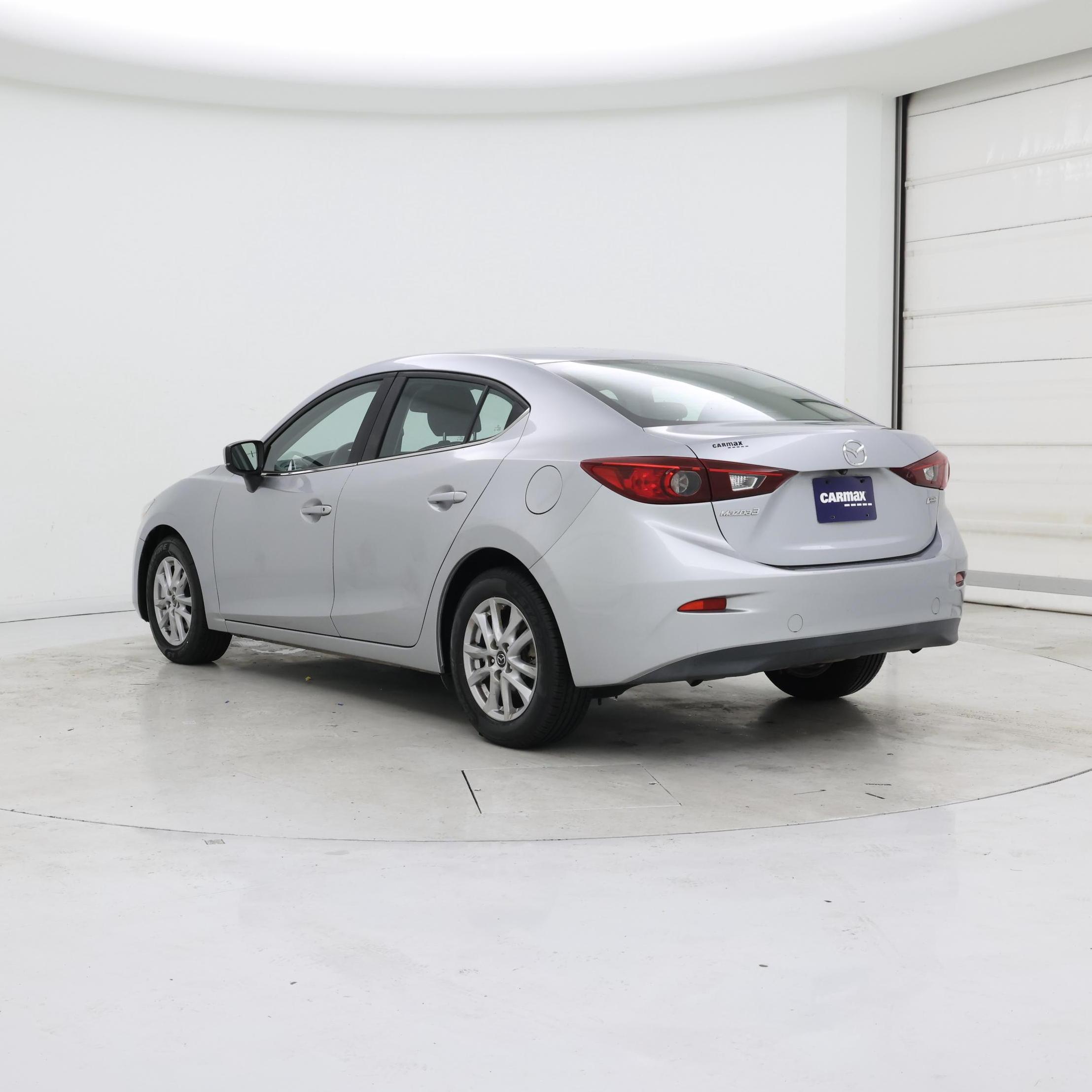 Thumbnail: 2018 Mazda Mazda3 - 2