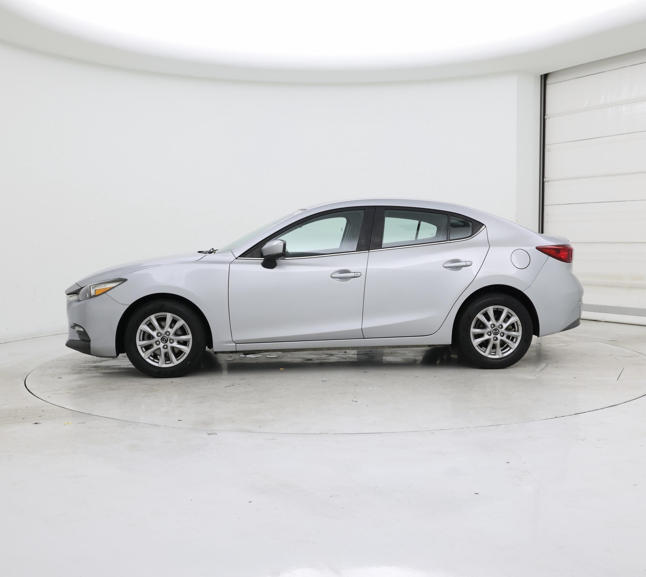 Thumbnail: 2018 Mazda Mazda3 - 3