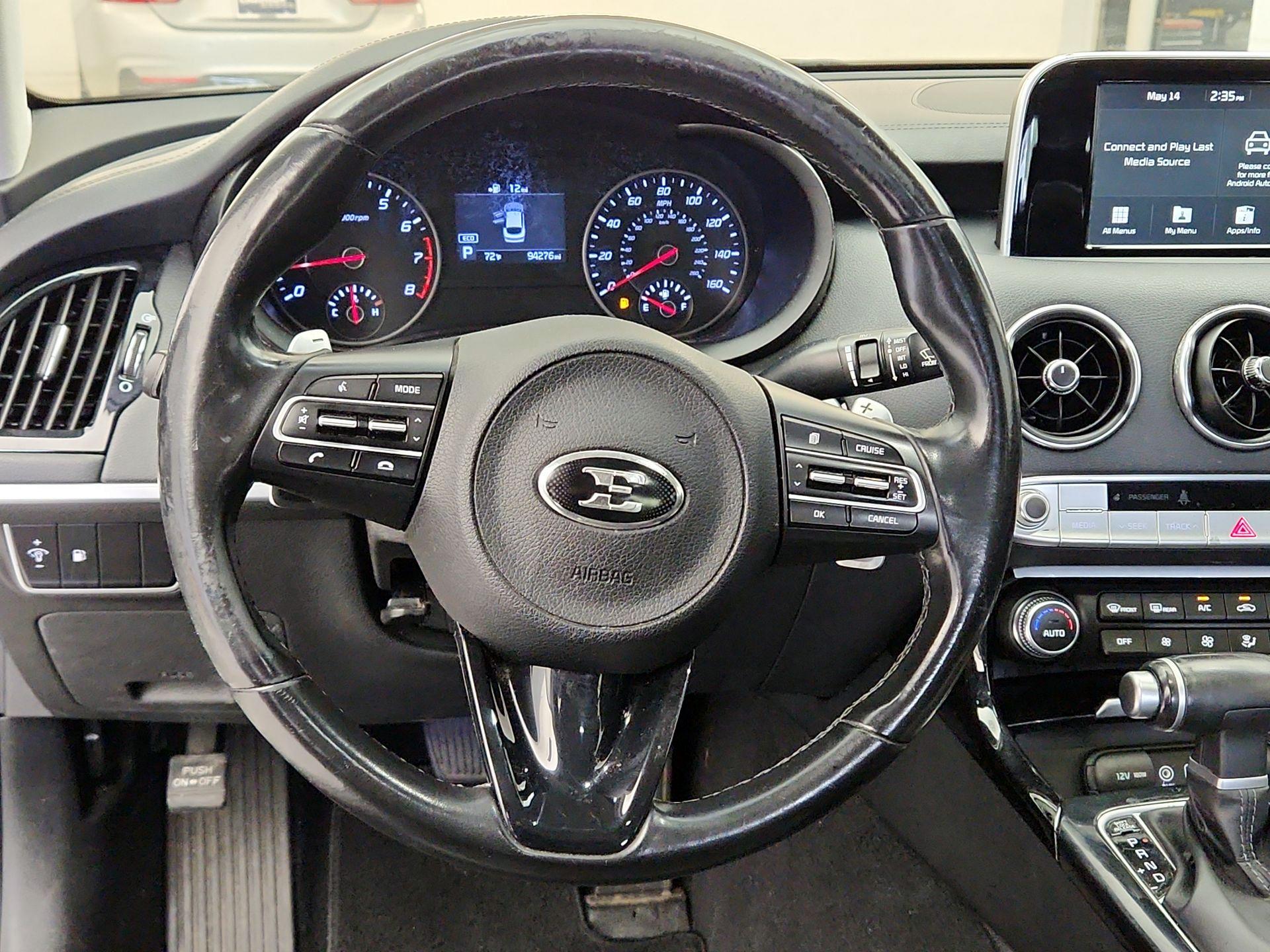Thumbnail: 2018 Kia Stinger - 10