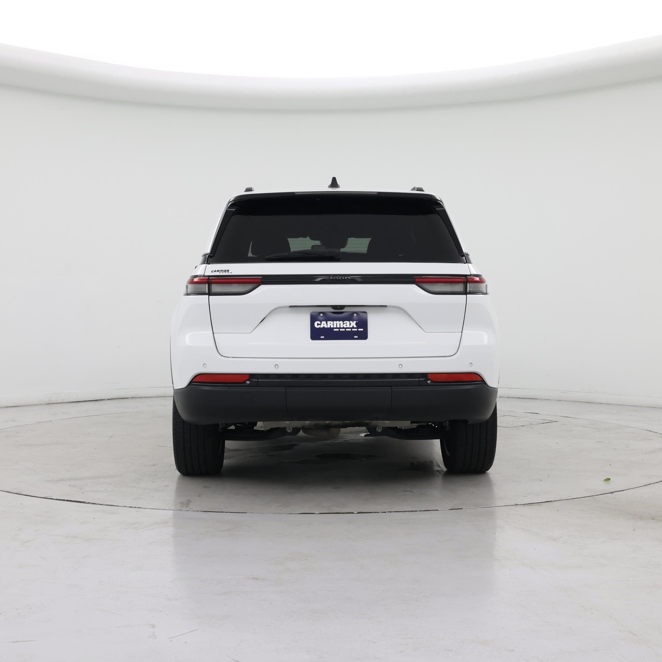 Thumbnail: 2023 Jeep Grand Cherokee - 6