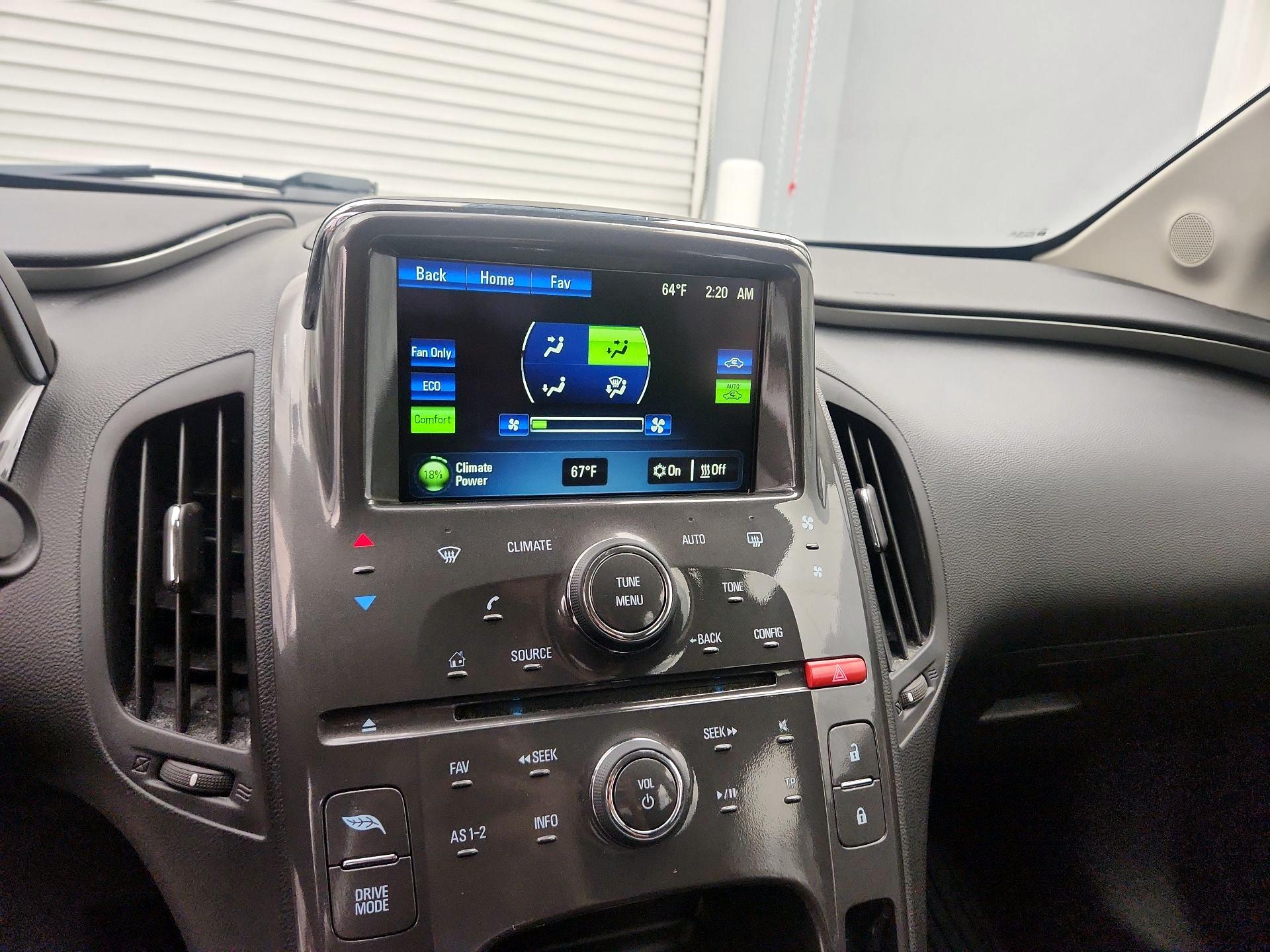 Thumbnail: 2014 Chevrolet Volt - 15