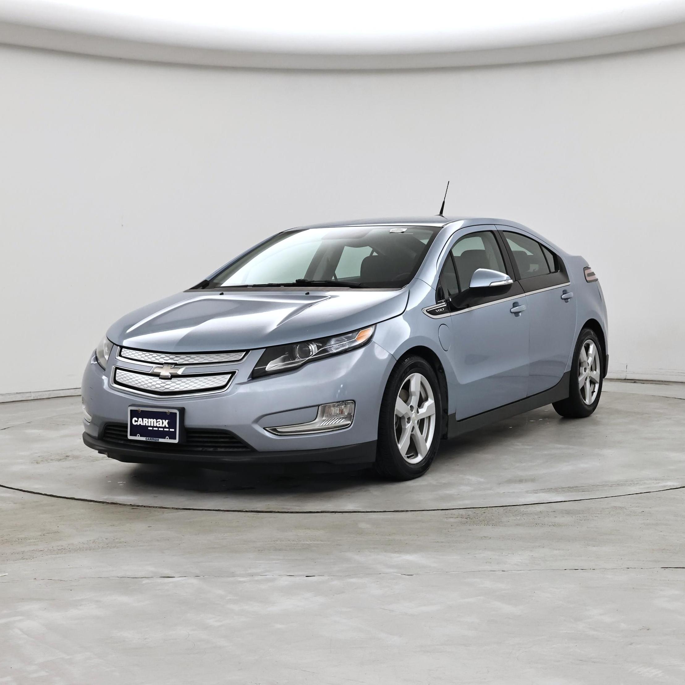 Thumbnail: 2014 Chevrolet Volt - 4