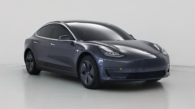 2019 Tesla Model 3 Standard Range Hero Image