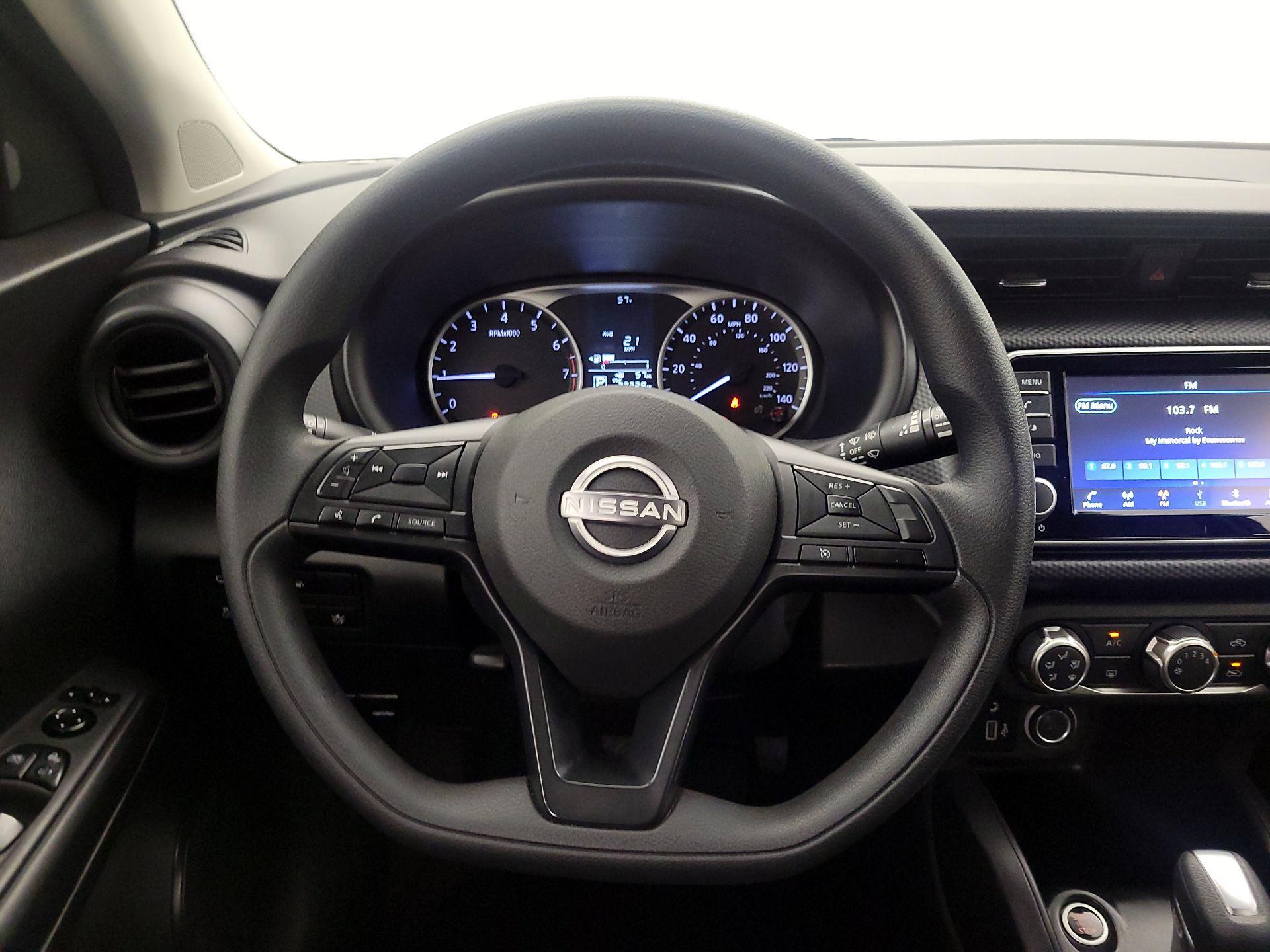 Thumbnail: 2024 Nissan Kicks - 10