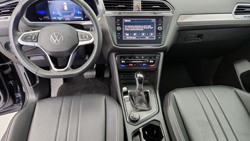 2022 Volkswagen Tiguan SE 9