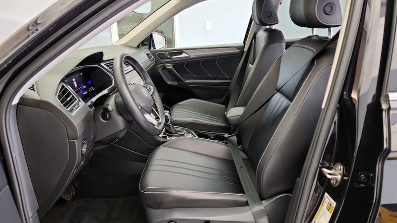 2022 Volkswagen Tiguan SE 11