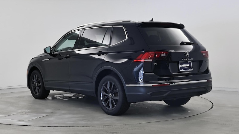 2022 Volkswagen Tiguan SE 2