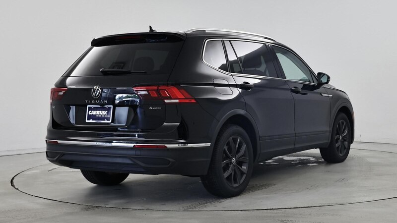2022 Volkswagen Tiguan SE 8