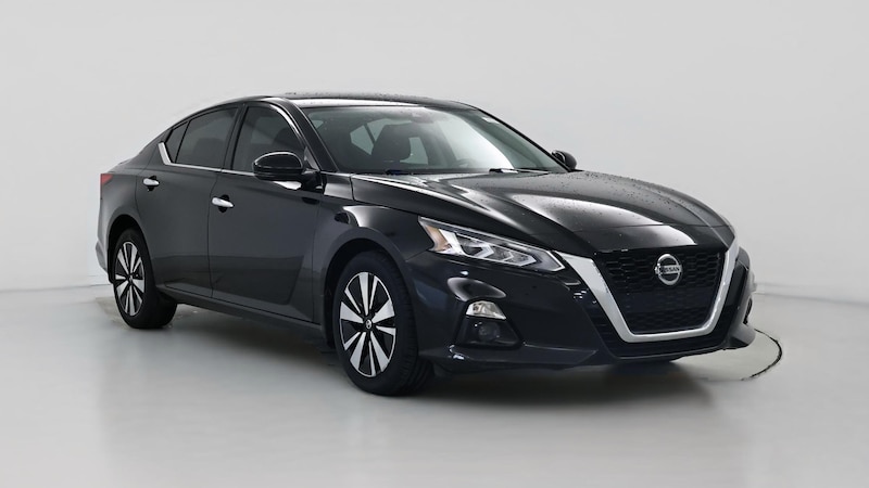 2019 Nissan Altima SV Hero Image